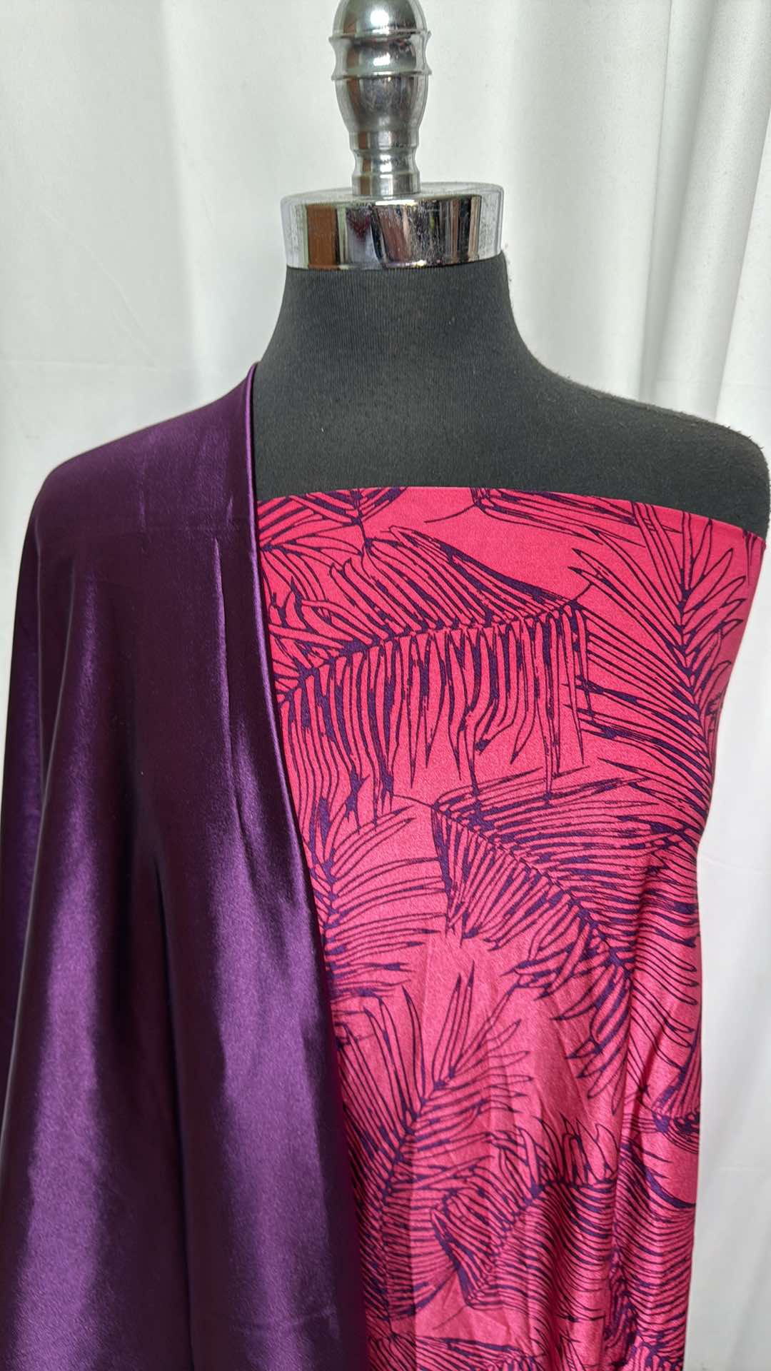 PURPLE/PINK LEAVES BUNDLE : 1YD Pink/Purple Leaves N/S & 1.5YD Purple Casino : A27255
