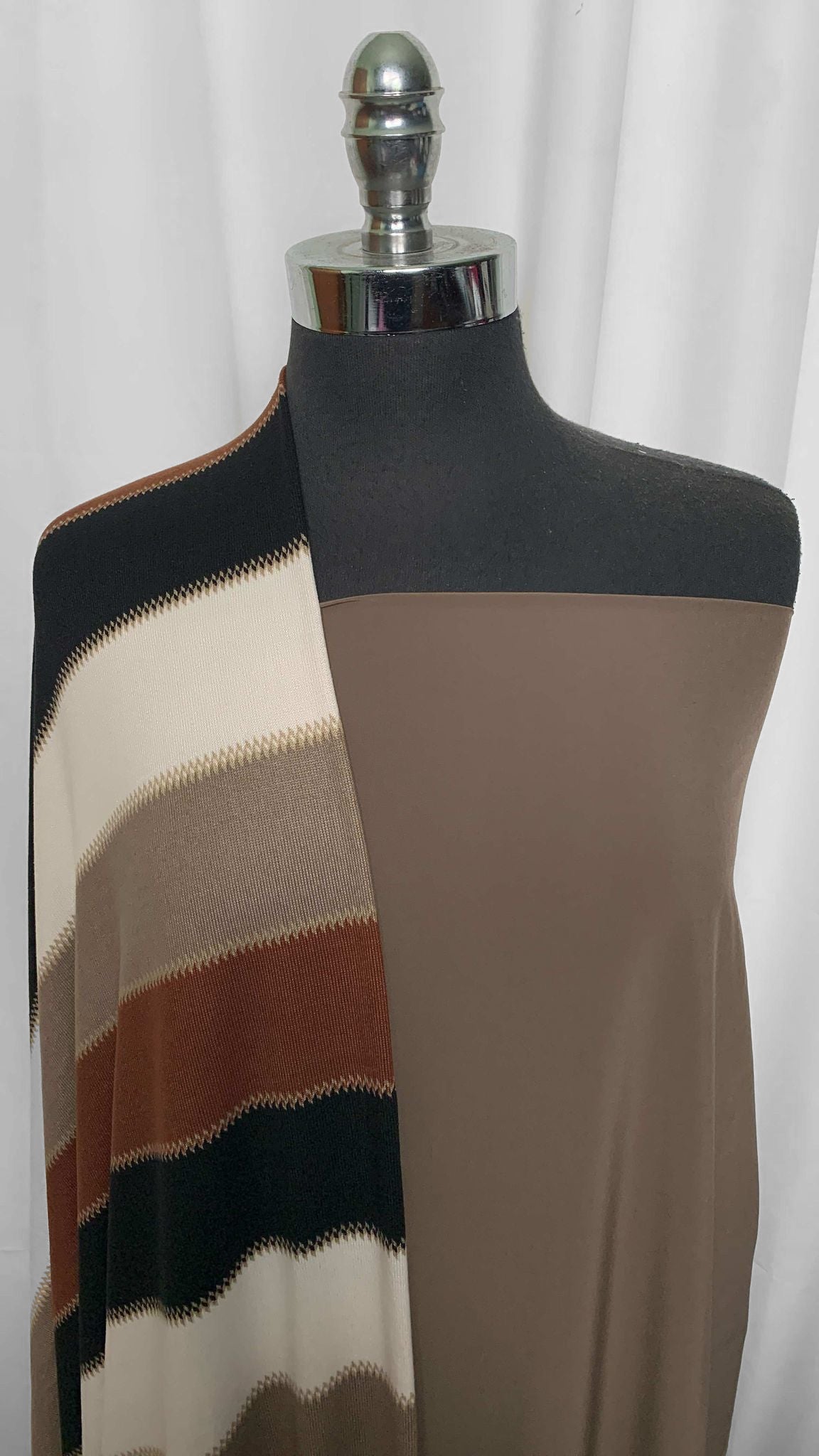 BROWN STRIPES BUNDLE : 3YD Solid Stretch Woven & 2YD Wide Stripe Oakley SK : A25602