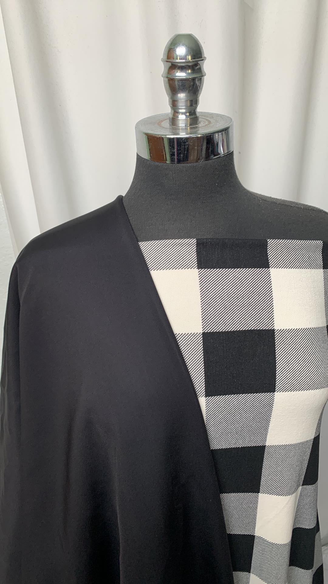 BLACK BUFFALO PLAID BUNDLE : 2YD Black Stretch Softshell & 2YD Black/Ivory Buffalo Plaid Oakley SK : A1736