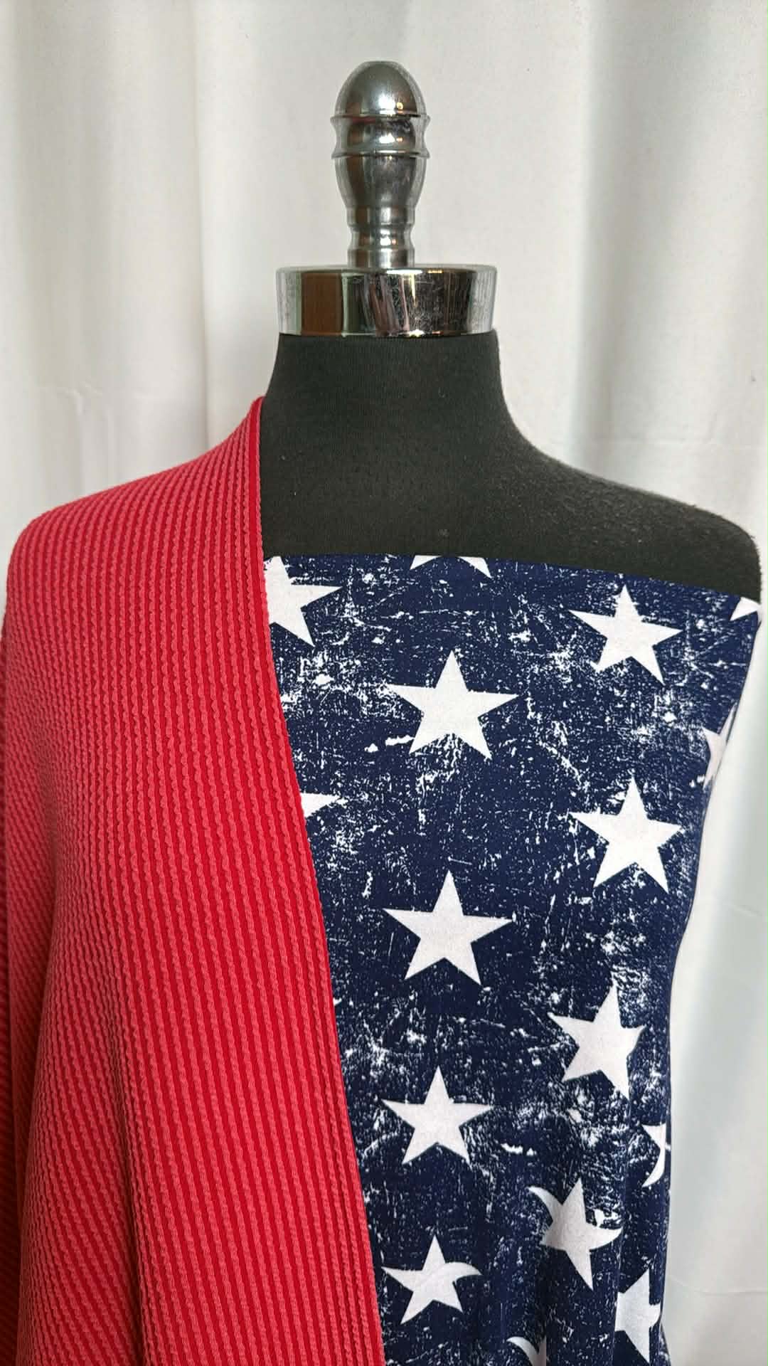 PATRIOT BUNDLE : 2YD Distressed Star DBP & 1.5YD Red Urban Rib : A29535
