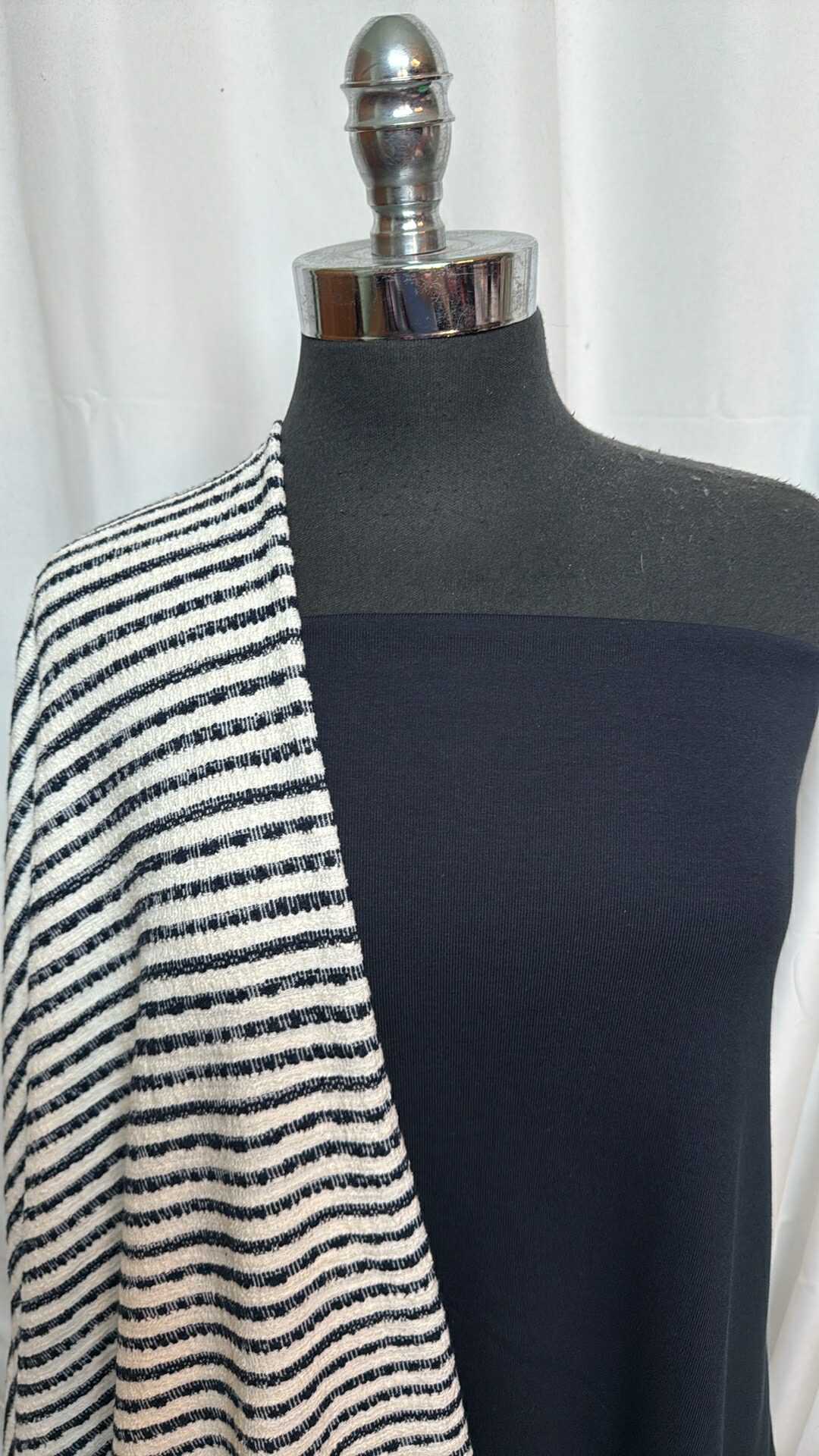 NAVY/IVORY STRIPE BUNDLE : 2YD Navy Heavy C/S 1x1 Rib & 2YD Navy/Ivory Stripe Cotton-Blend DK : A28290