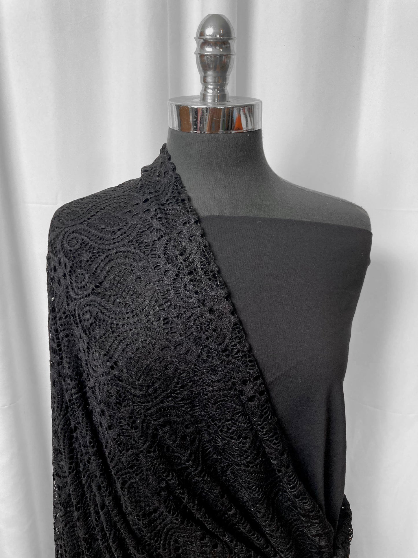 BLACK LACE/HEAVY JERSEY BUNDLE : 2YD Black Heavy C/P Jersey & 2YD Black Stretch Lace : A2548