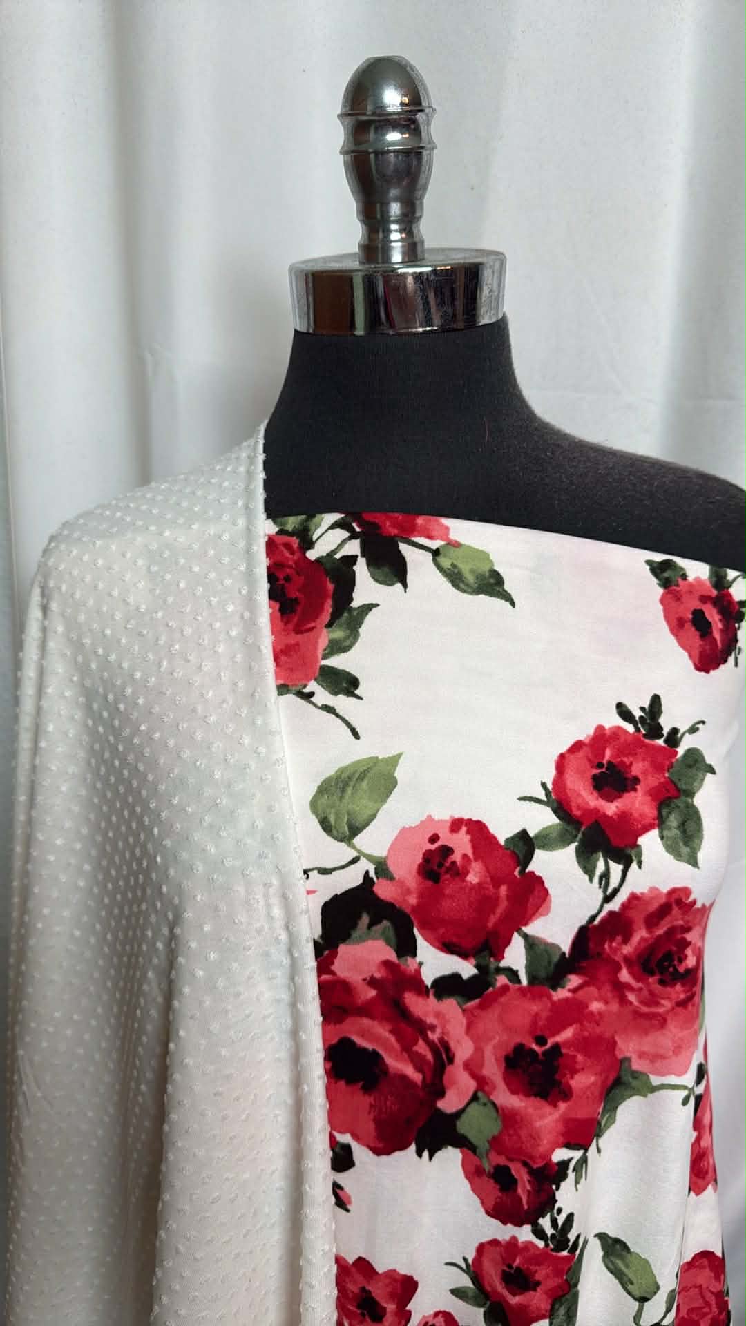 WHITE FLORAL/DOT BUNDLE : 2YD White Floral DBP & 2YD White Swiss Dot Jersey : A29876