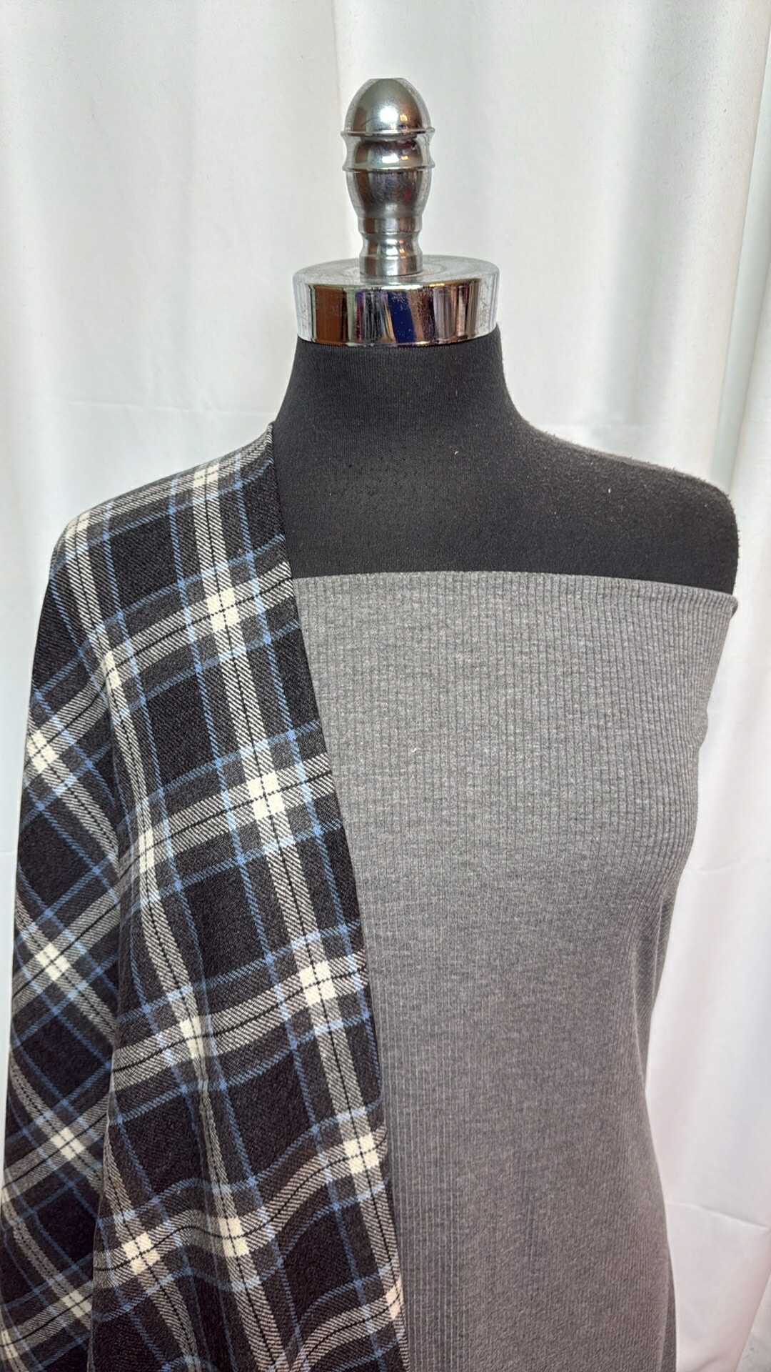 GREY/PLAID BUNDLE : 2YD Grey Rib R/S & 2YD Plaid Heavy Flannel Woven : A27755