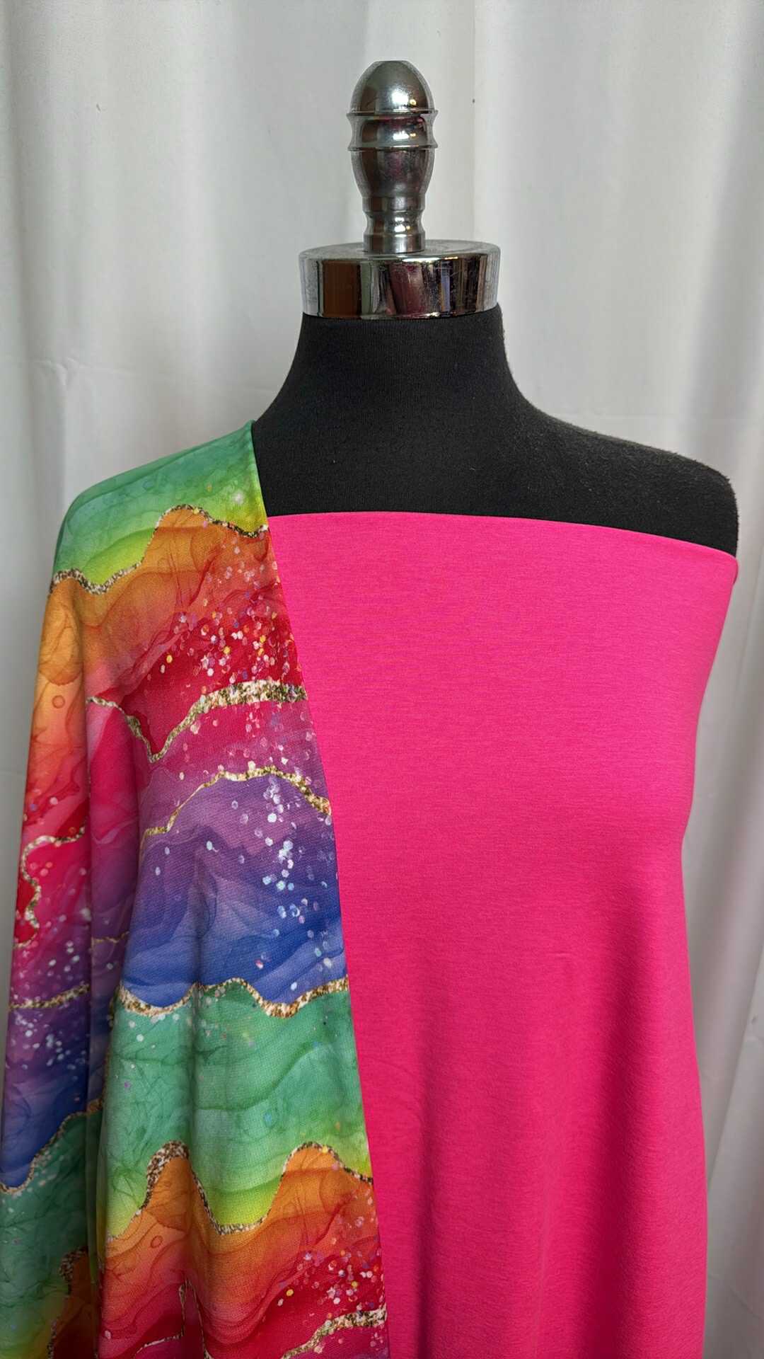 PINK/RAINBOW GEODE BUNDLE : 2YD Electric Pink Space Dye Peached PF & 2YD Rainbow Geode Sport Fleece : A27526