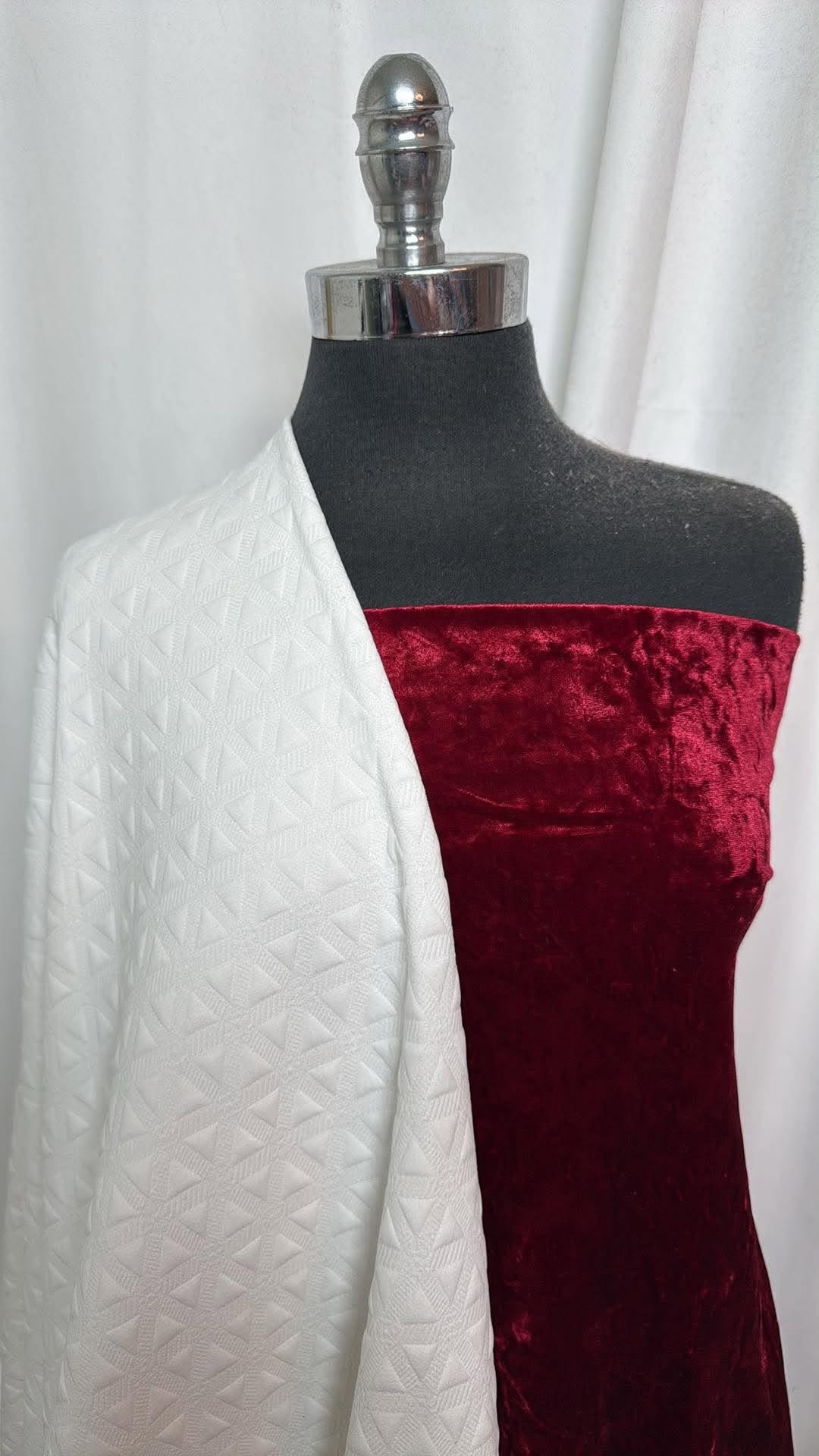 RED VELVET/WHITE QUILTED BUNDLE : 3YD Deep Red Crushed Stretch Velvet & 2.5YD White Quilted : A30729