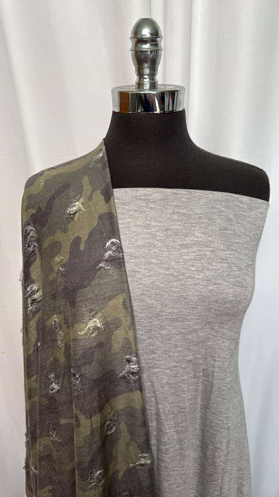 GREY/DISTRESSED CAMO BUNDLE : 1.5YD Camo Distressed & 2YD Heather Grey R/S : A26561