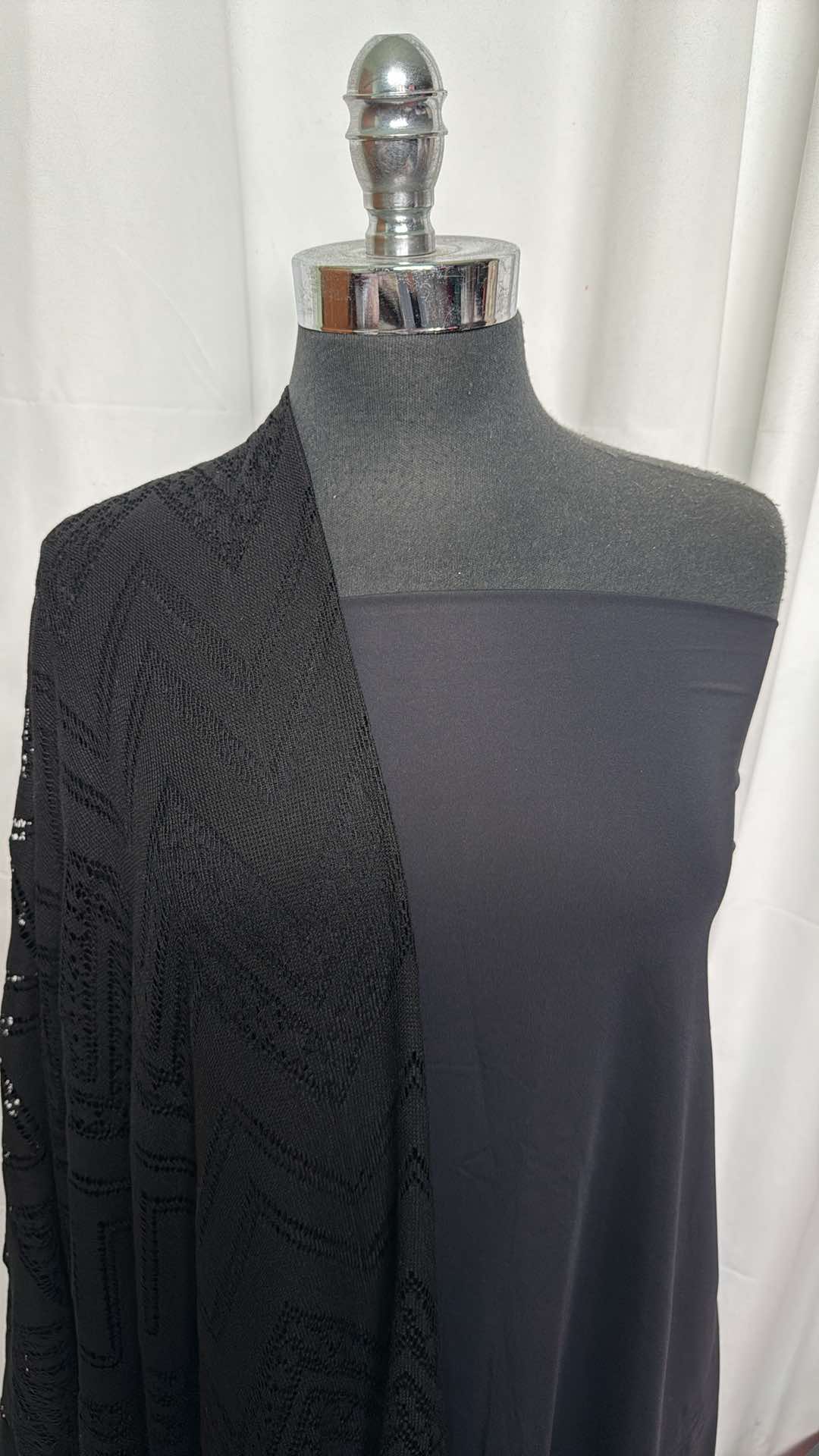 BLACK/CHEVRON LACE BUNDLE : 2YD Black N/S & 2YD Chevron Lace : A27335