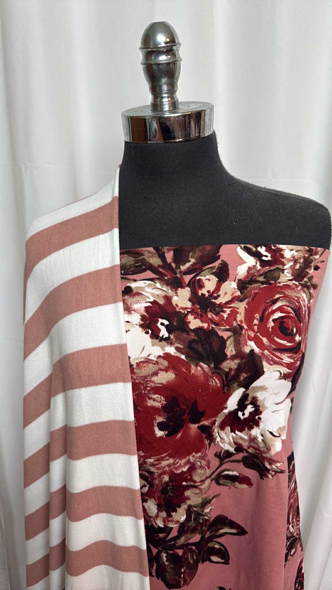 MAUVE FLORAL/STRIPE BUNDLE : 2YD Mauve Floral DBP & 2YD Stripe Oakley SK : A27672