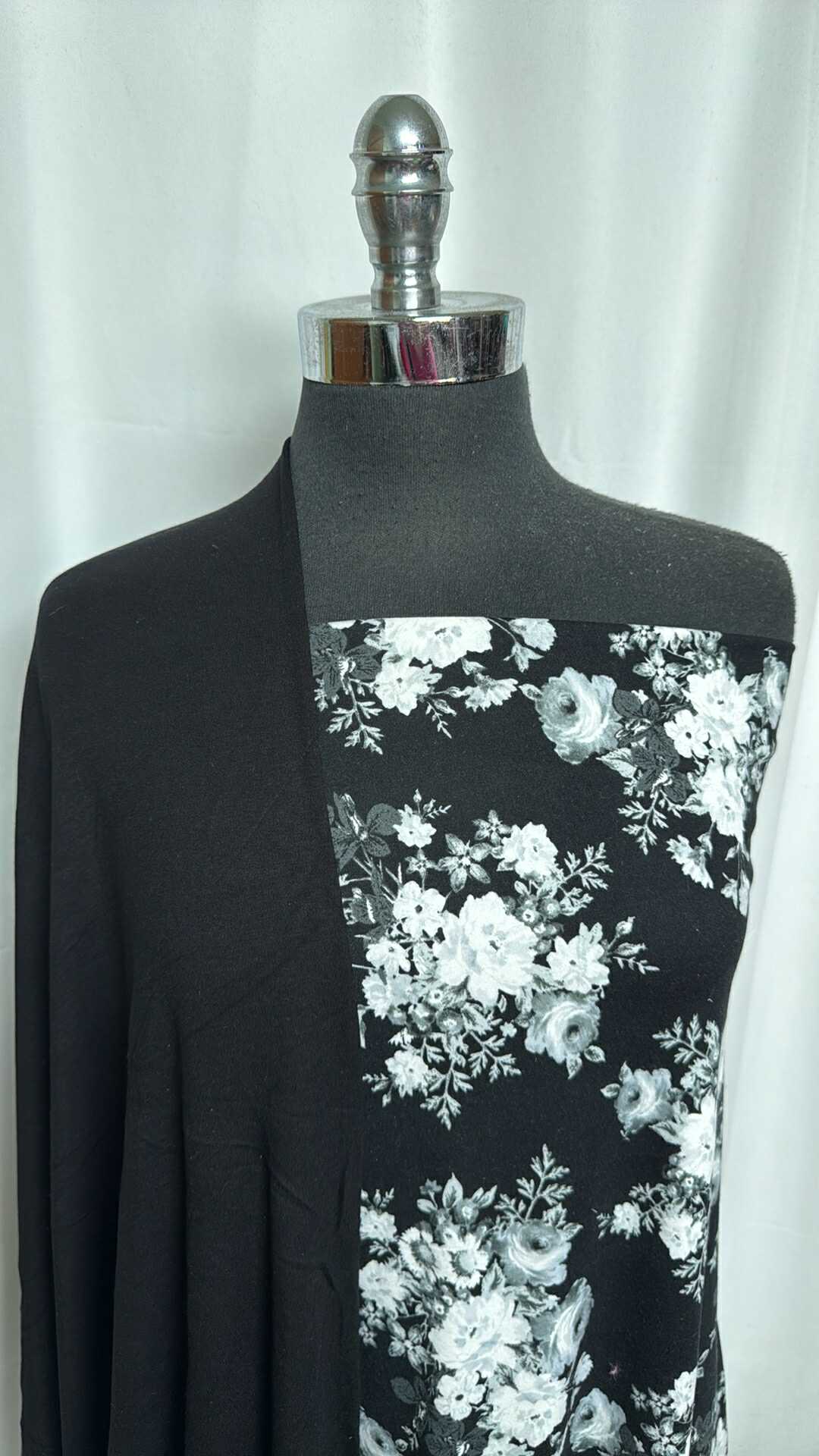 BLACK/WHITE FLORAL BUNDLE : 1YD Black Modal Ponte & 1.5YD Black/White Floral DBP : A29306