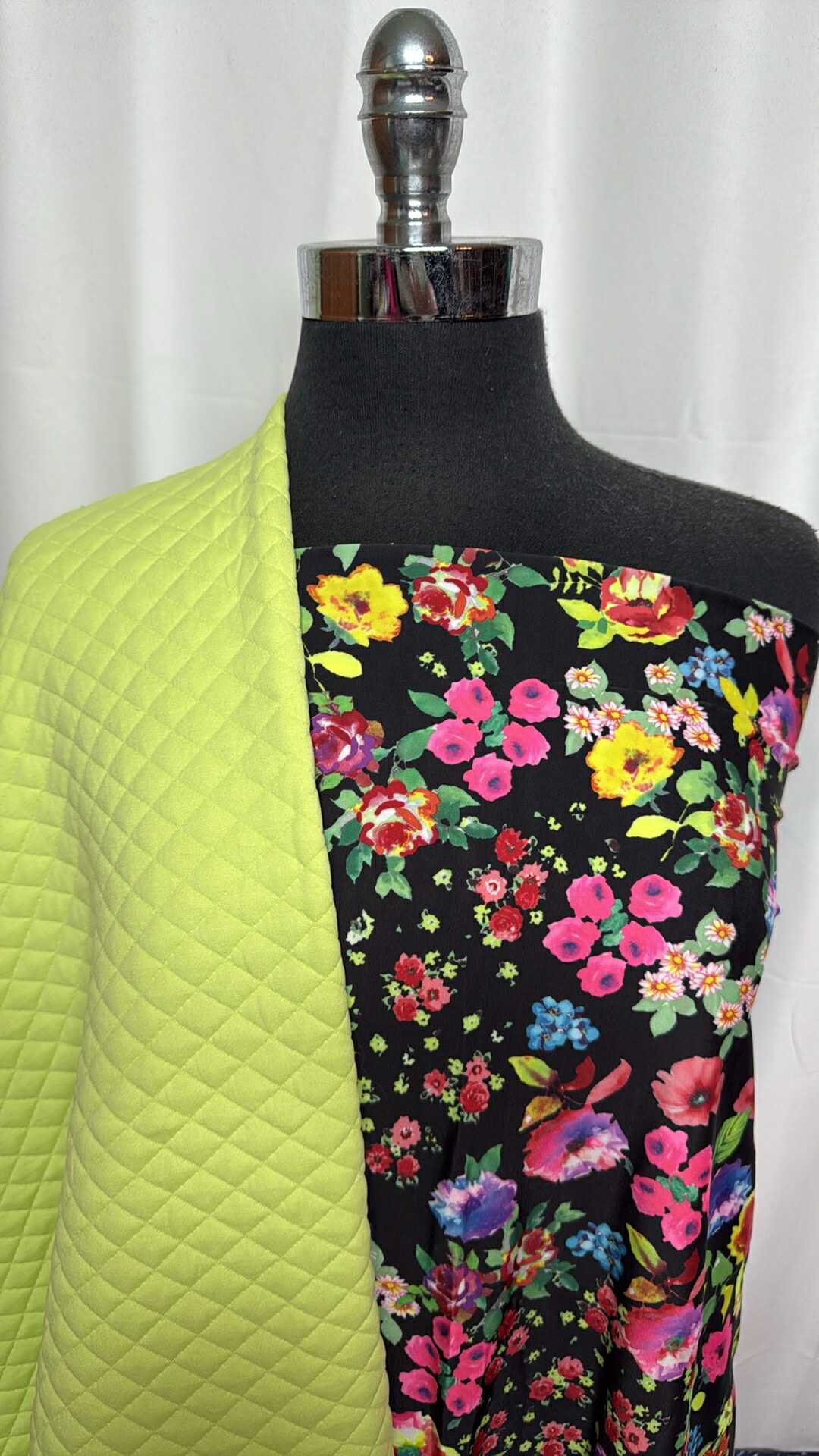 FLORAL/LIME BUNDLE : 1YD Floral N/S (Swim) & 2YD Lime Quilted : A29111