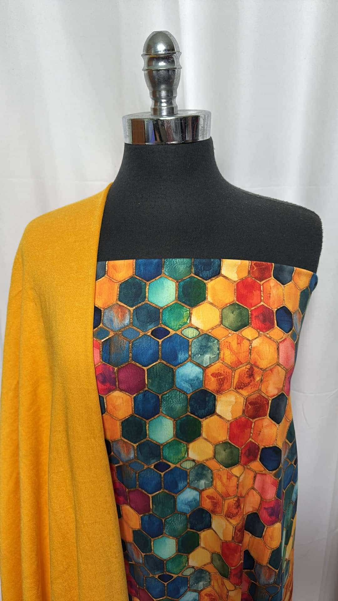 MUSTARD/HEXAGON JEWEL BUNDLE : 2YD Mustard Sherpa & 1YD Hexagon Jewel PF : A27021