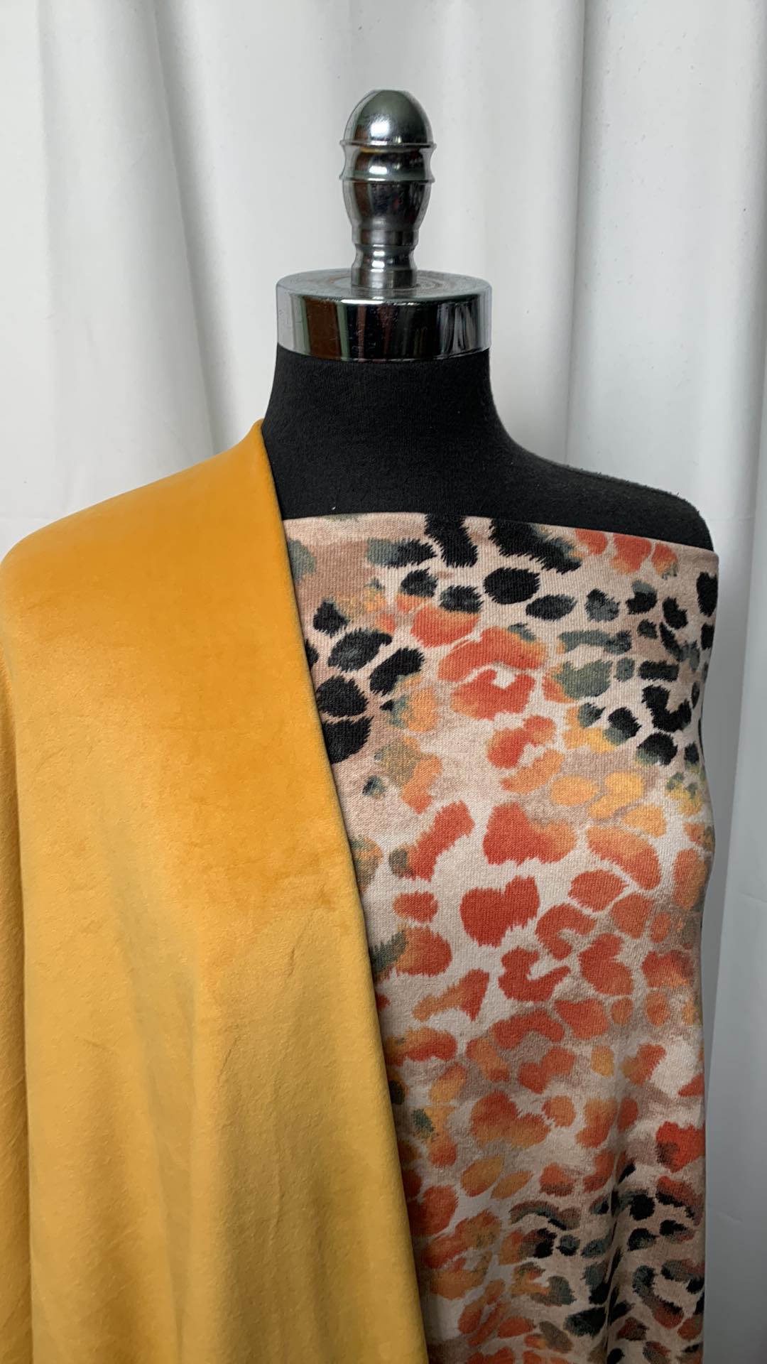 LEOPARD/MUSTARD PLUSH BUNDLE : 2YD Leopard Oakley SK & 2YD Mustard Velvet Plush : A1787