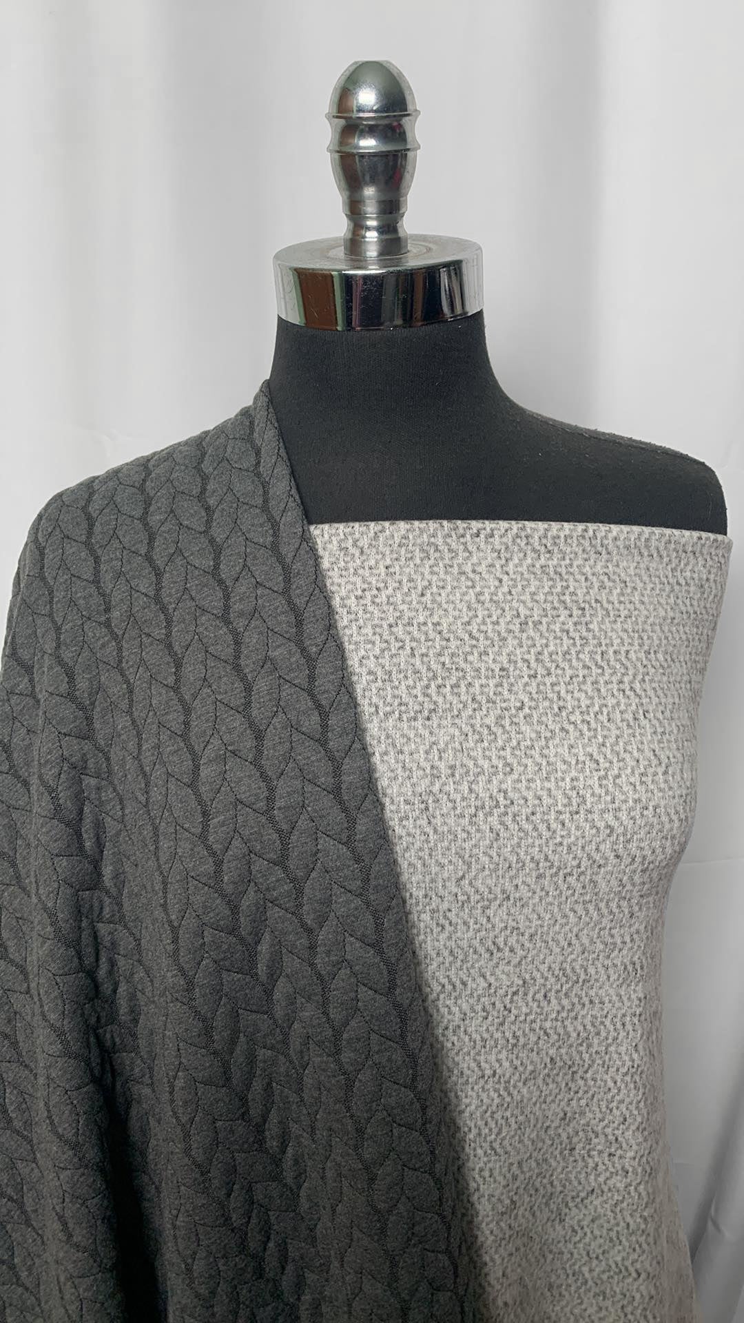 CHARCOAL QUILTED BUNDLE : 2YD Brushed Hacci SK & 2YD Charcoal Cable Quilted : A2502