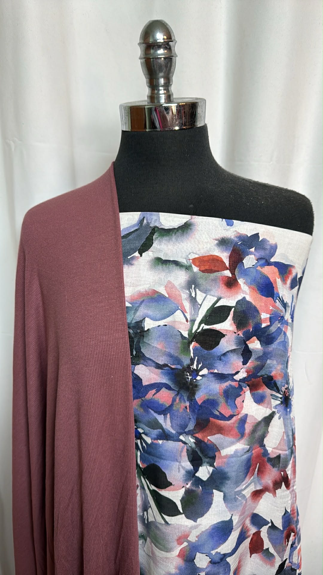 MAUVE/FLORAL VOILE BUNDLE : 1YD Mauve Modal/Spandex Rib & 2.5YD Floral Cotton Voile : A29384