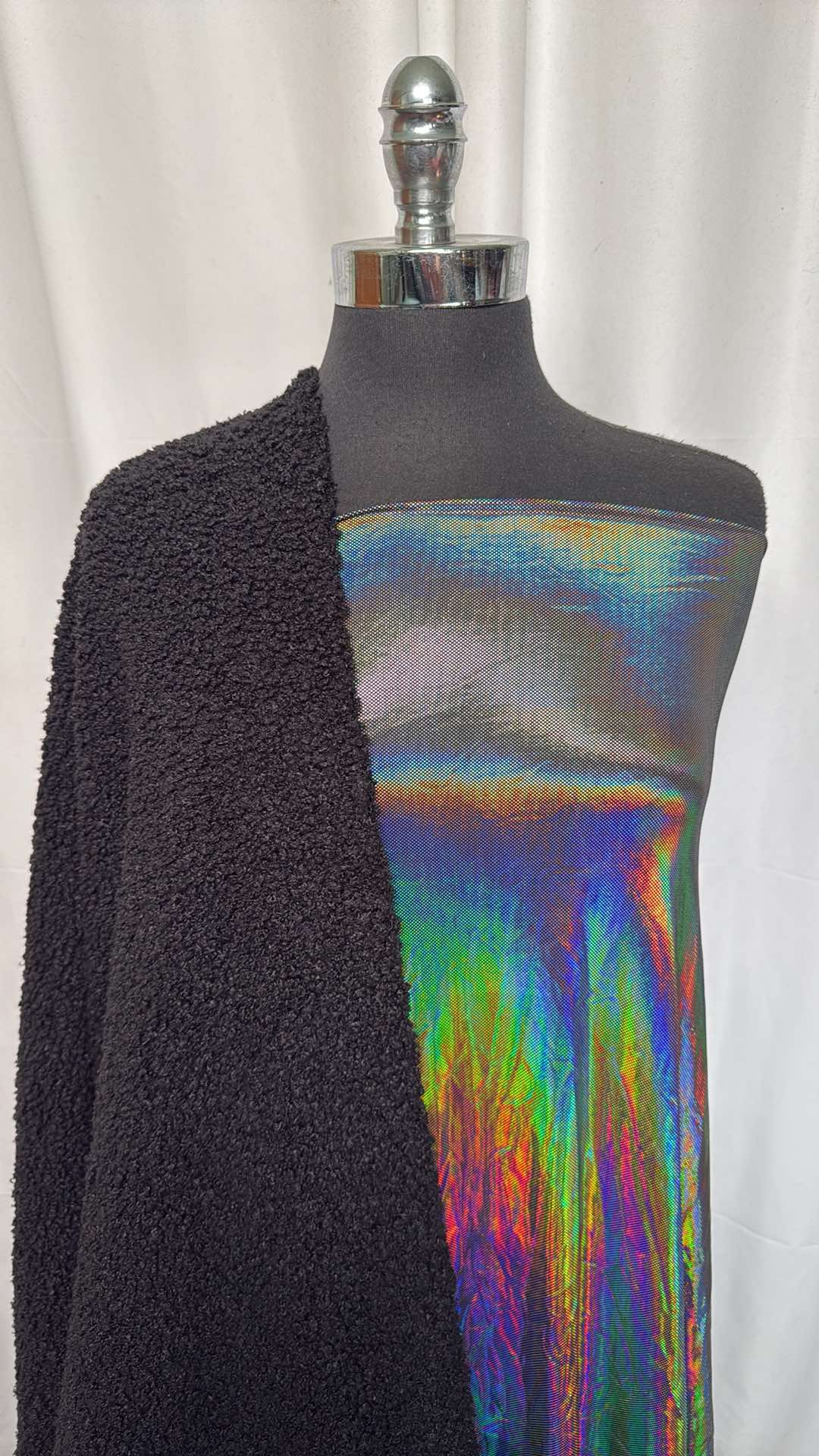 HOLO/TEDDY BUNDLE : 2.5YD Holographic Foil ITY & 2YD Black Teddy : A26580