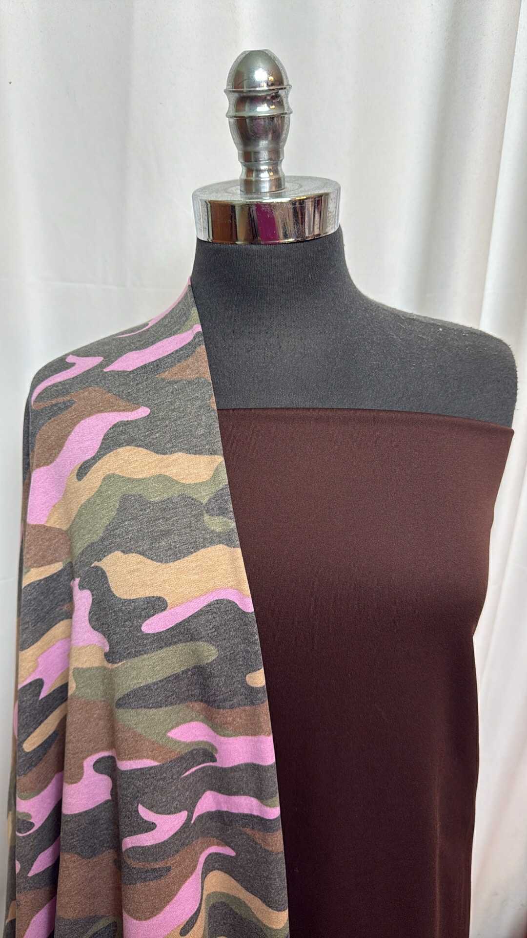 DARK BROWN/CAMO BUNDLE : 2YD Dark Brown Poly Fleece & 2YD Camo PRS FT : A27973