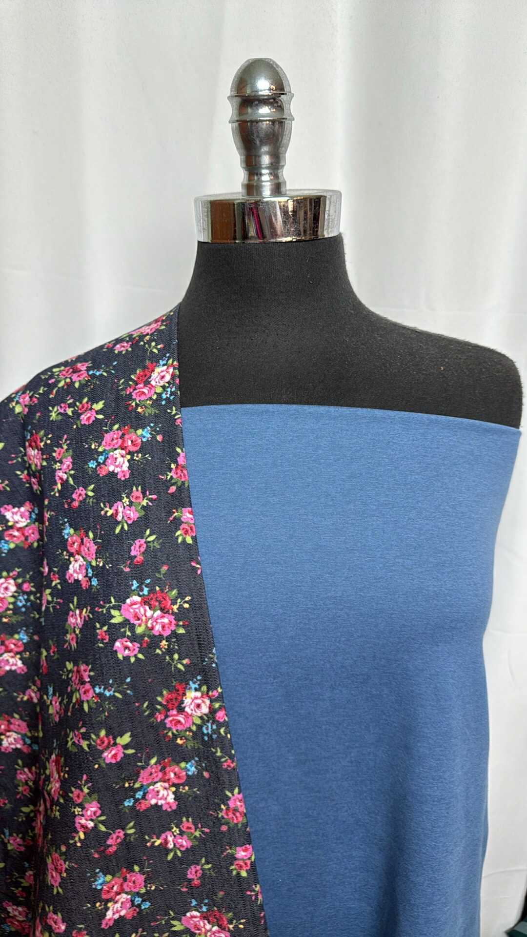 DENIM/FLORAL BUNDLE : 2YD Denim Peached PF & 2YD Floral Stretch Twill : A29033