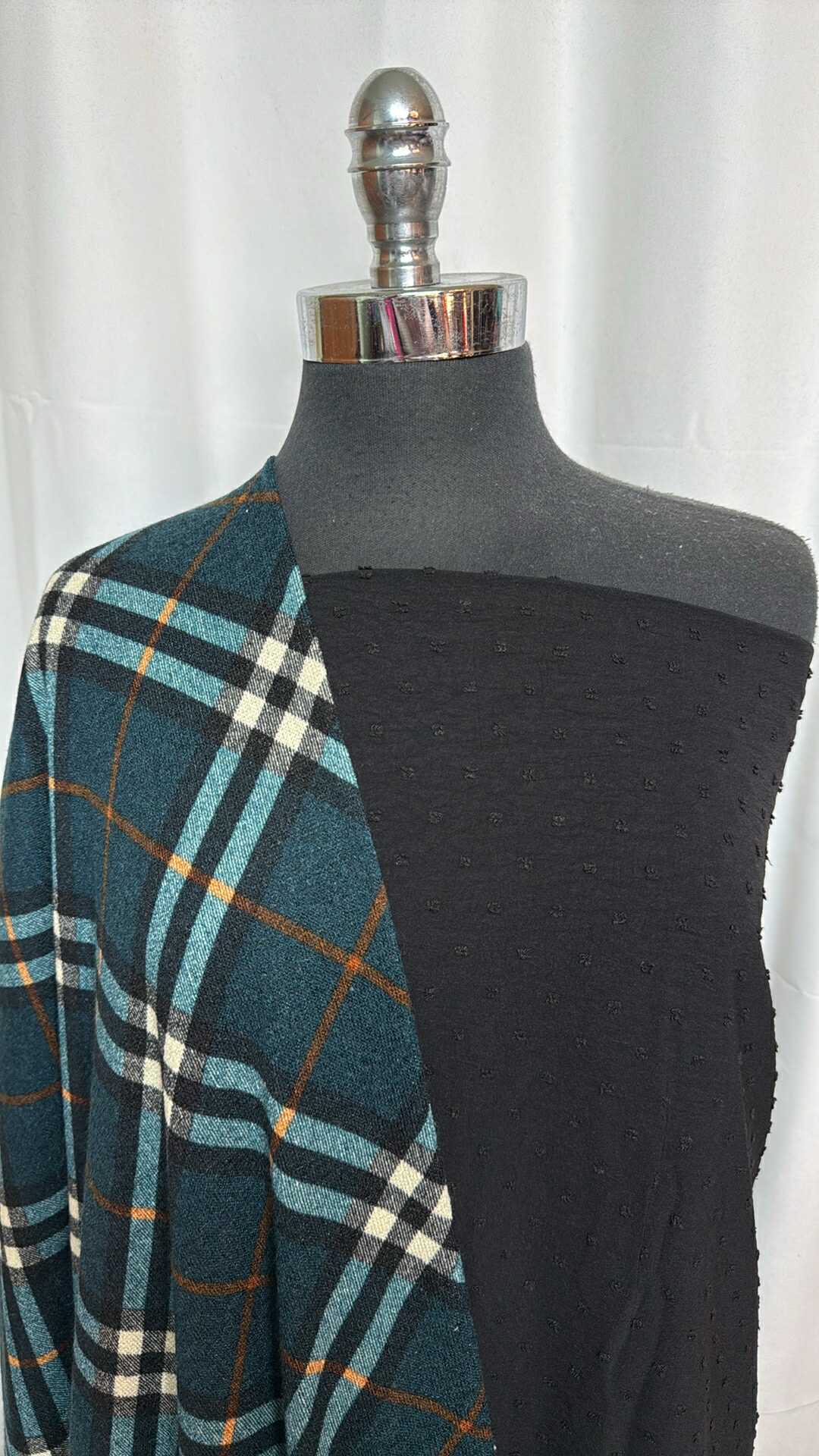 PLAID/SWISS DOT BUNDLE : 2YD Black Swiss Dot Woven & 2YD Teal Plaid Hacci SK : A29325