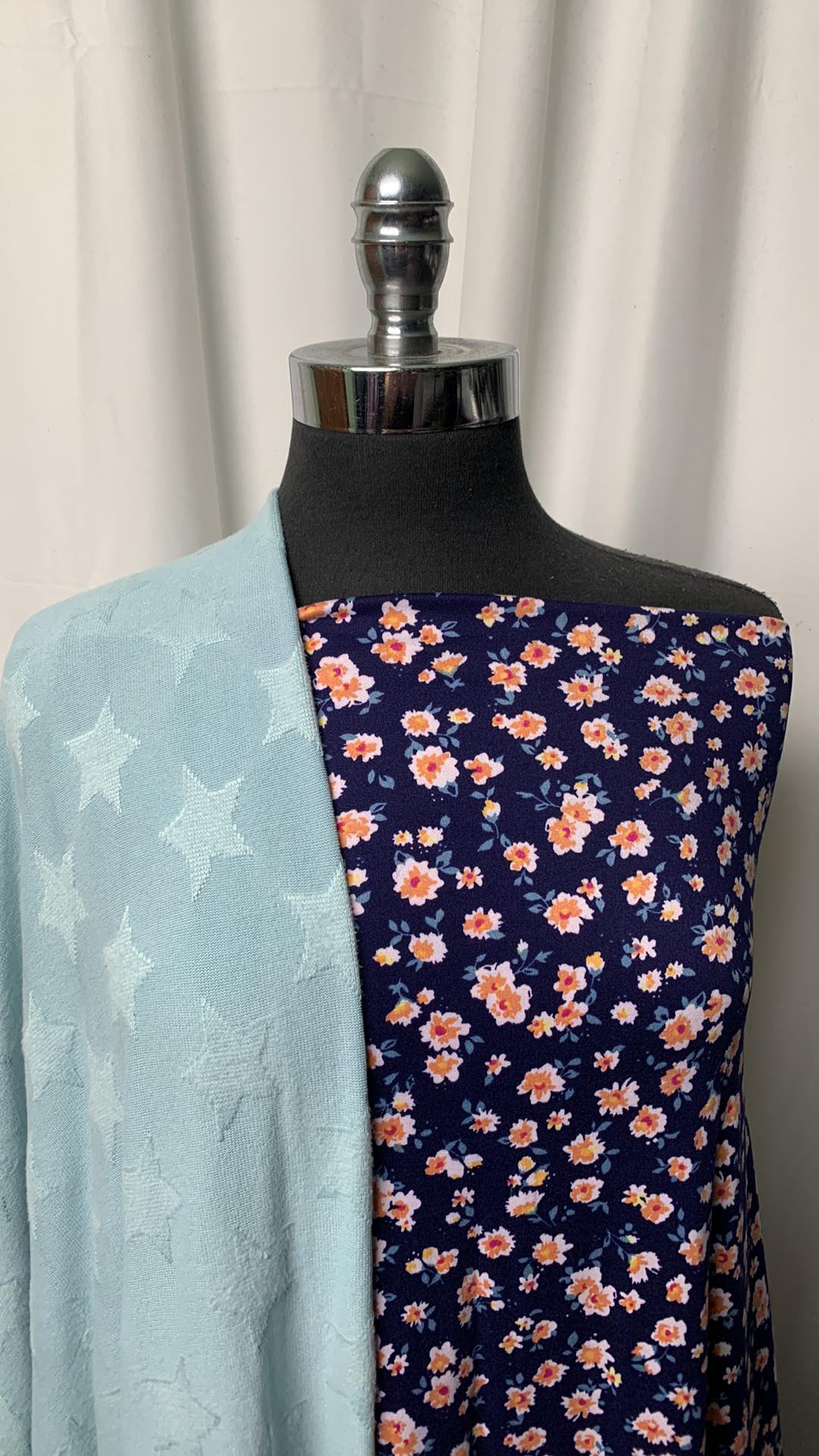 DITSY FLORAL/STAR BUNDLE : 2YD Navy Ditsy Floral DBP & 2YD Blue Star Oakley SK : A1831