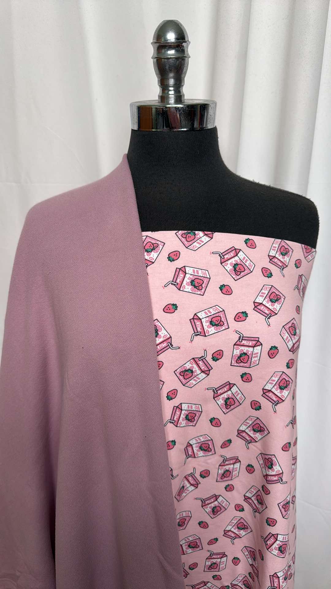 STRAWBERRY MILK BUNDLE : 2YD Strawberry Milk C/S & 2YD Solid C/P FT : A26461