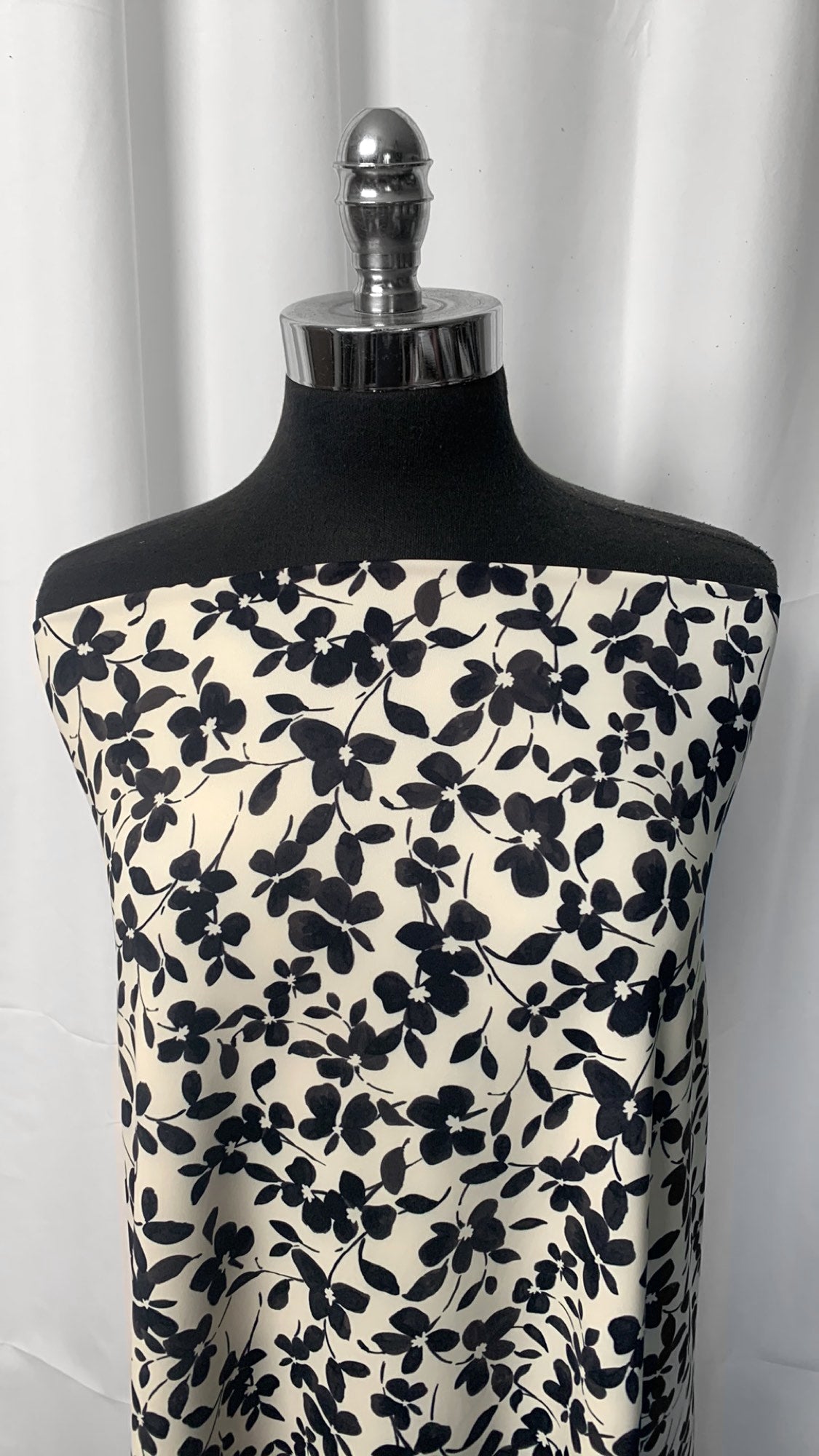 Ivory/Black Floral - Recycled Poly/Spandex Performance - 2 Yard Cut