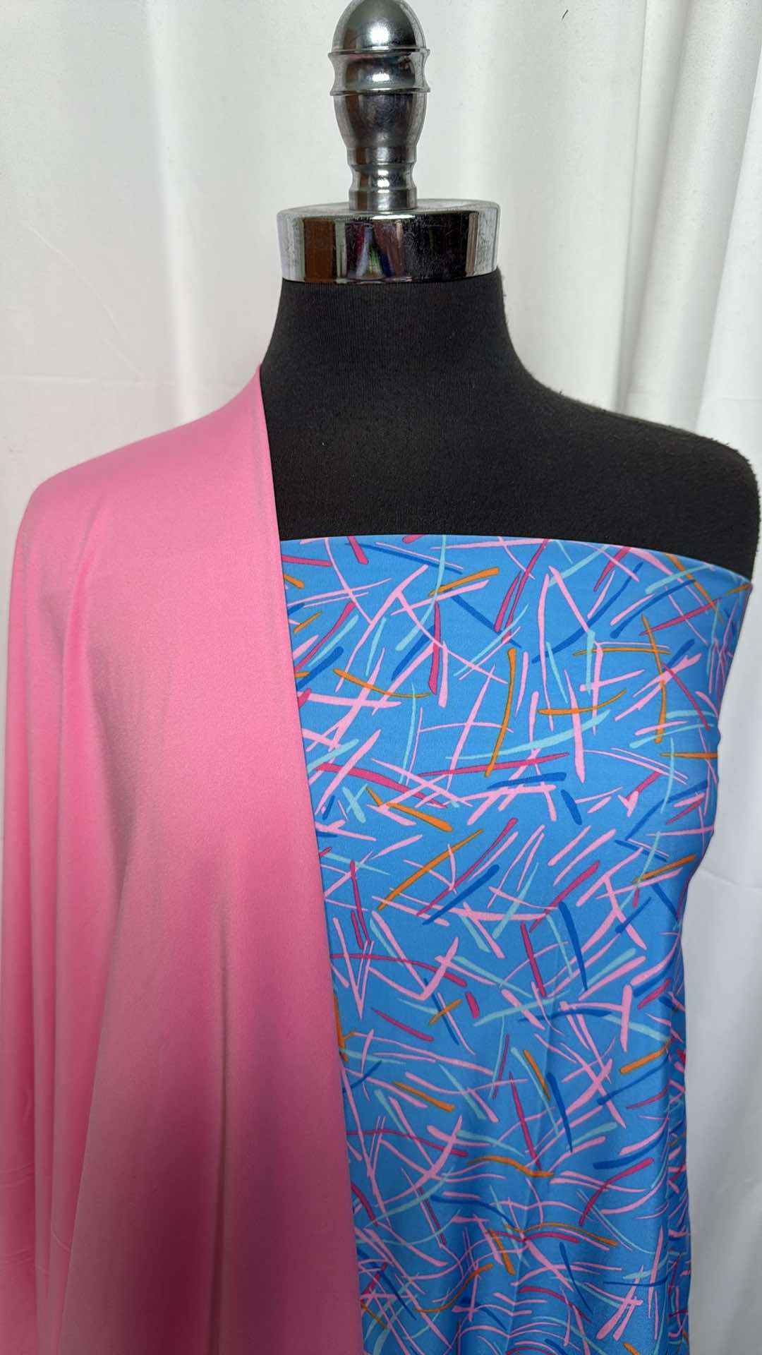 PINK/BLUE DASHES BUNDLE : 1YD Pink Top-Weight PF & 1+YD Blue Dashes N/S : A27270