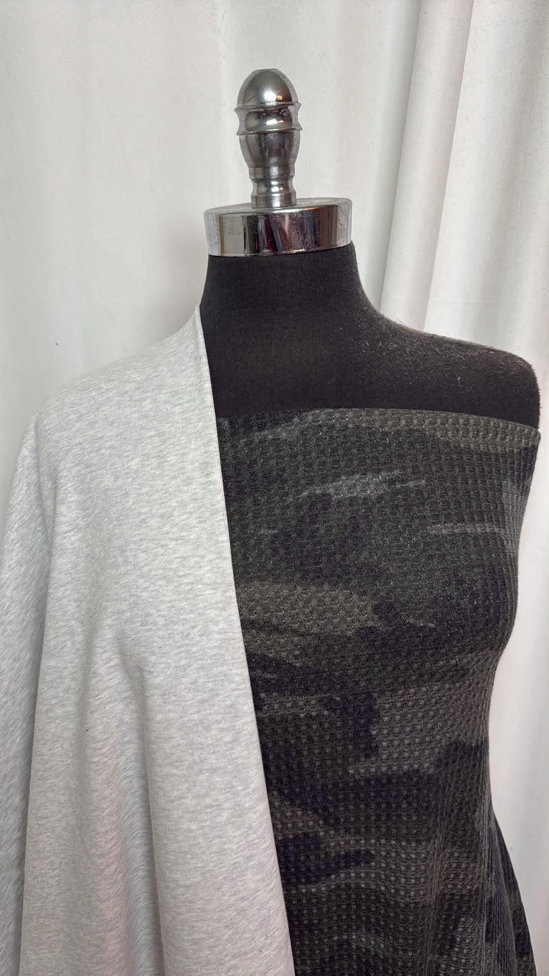 ASH GREY/CAMO WAFFLE BUNDLE : 1.5YD Camo Waffle & 2YD Ash Grey Heavy C/S Rib : A30731