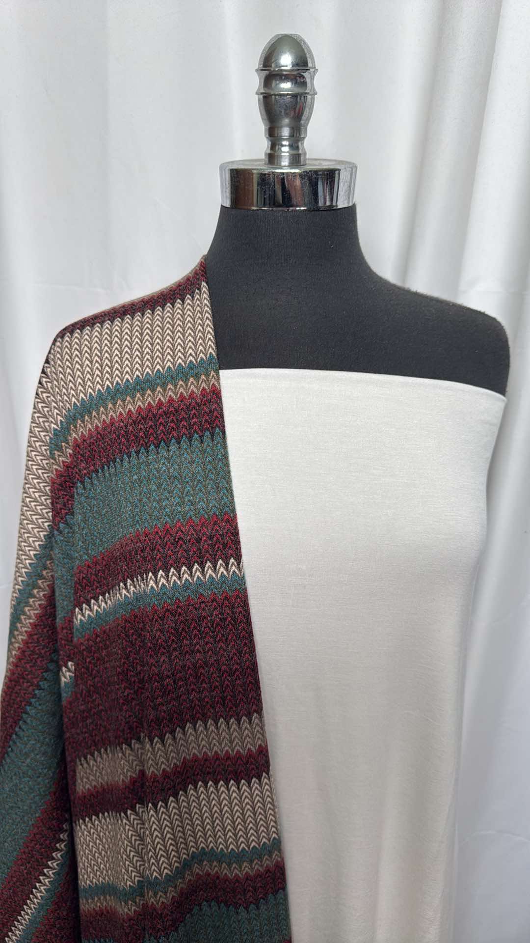 IVORY/CHUNKY STRIPE BUNDLE : 2YD Ivory R/S & 2YD Chunky Stripe Hacci SK : A26117