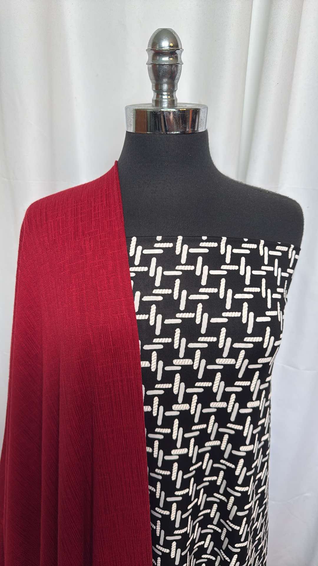 CRIMSON/WEAVE BUNDLE : 2YD Weave Puff ITY & 3YD Crimson Jacquard DK : A26087
