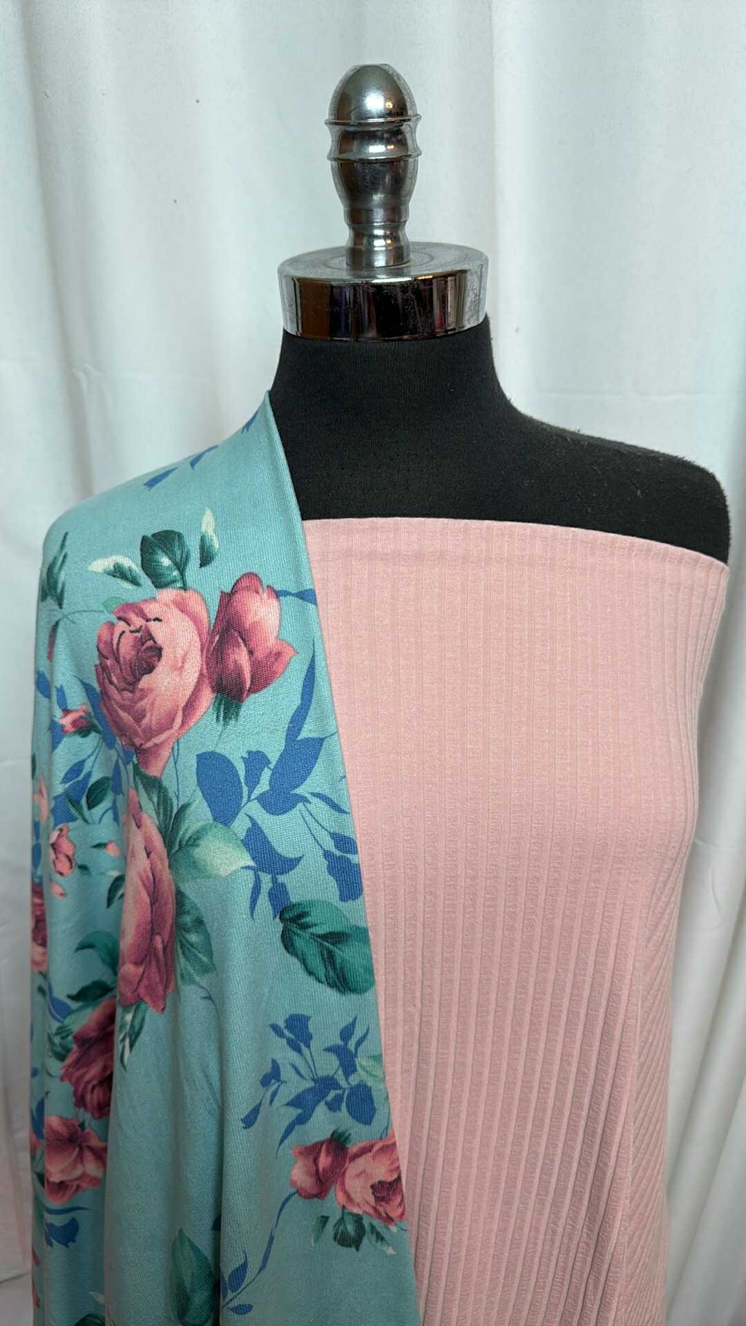LIGHT PINK/LIGHT BLUE FLORAL BUNDLE : 2YD Light Pink PRS Rib & 1YD Light Blue Floral Oakley SK : A28341