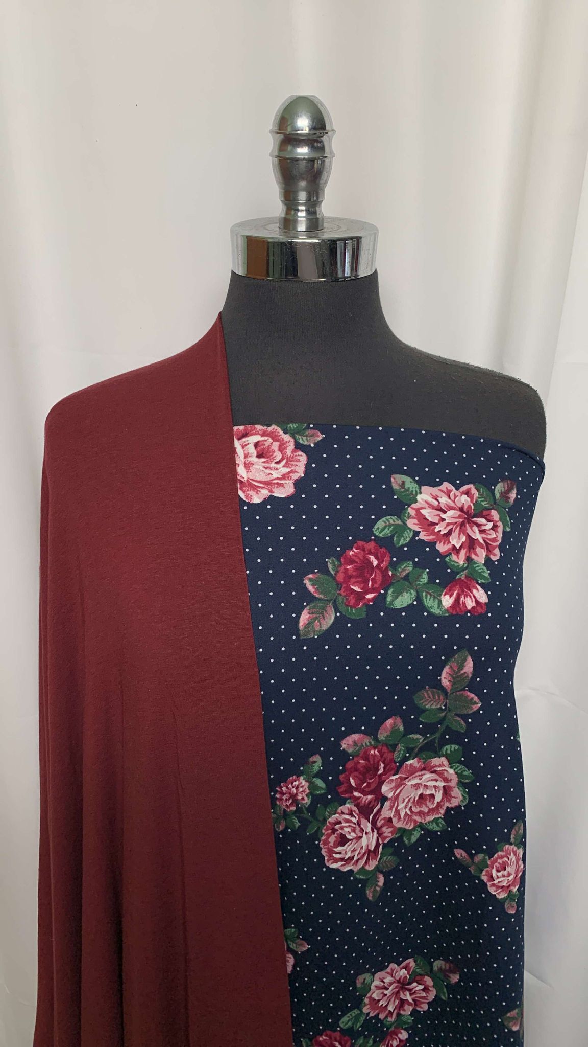 BURGUNDY/FLORAL DOT BUNDLE : 2YD Navy Floral/Dot DBP & 2YD Burgundy Bamboo/Cotton : A25713