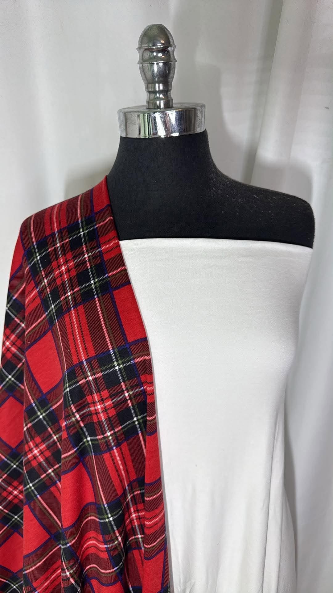 WHITE/RED PLAID BUNDLE : 2YD Red Plaid PRS FT & 2YD White Modal Ponte : A31127