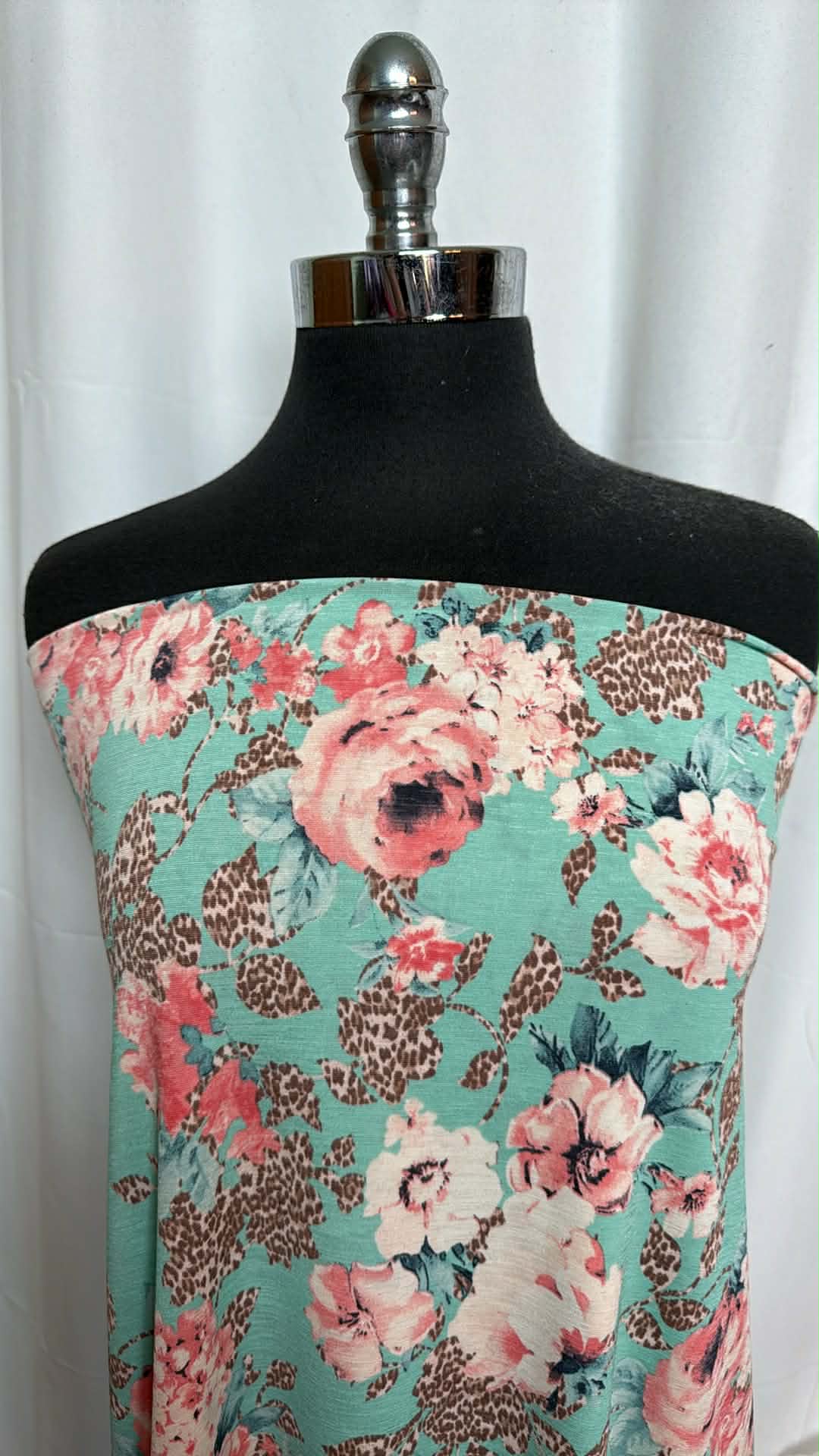 Mint Floral - Bulgari - 2 Yard Cut