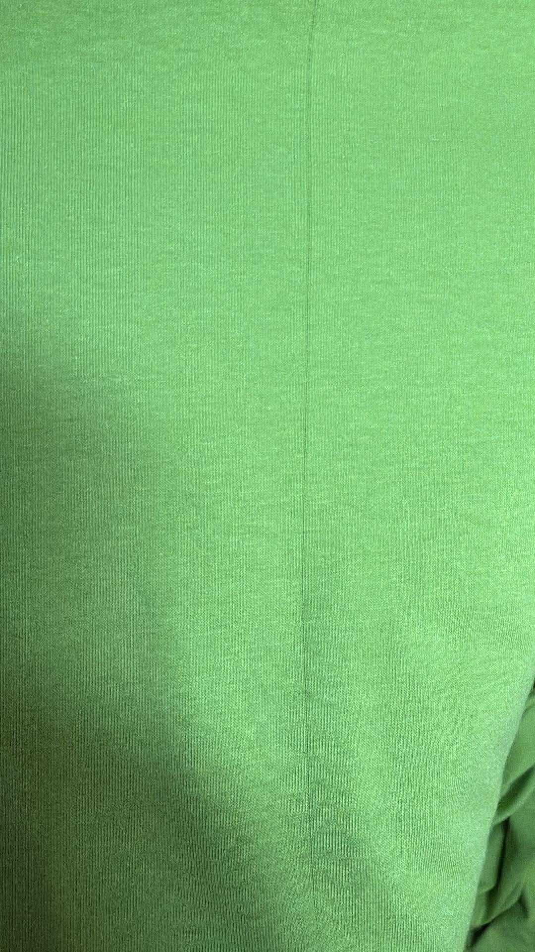 Green - Cotton/Spandex - 2 Yard Cut (Flaw)