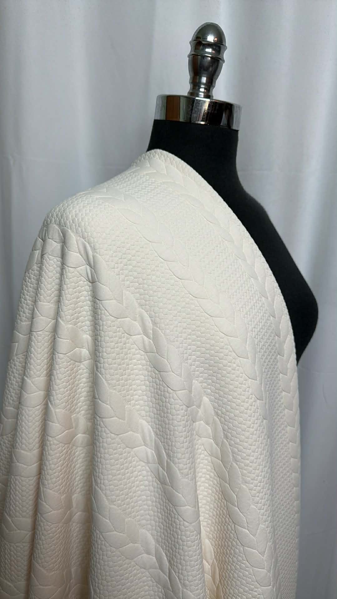 Cream Cable - Quilted - 2 Yard Cut