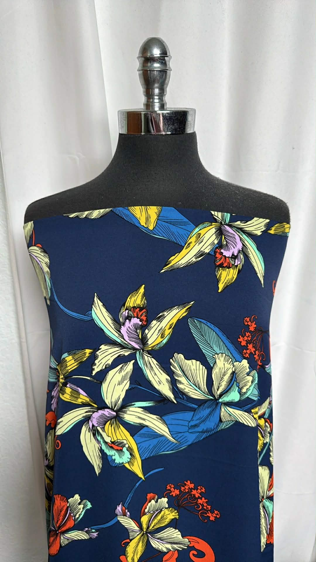 Navy Floral - Poly Wool Dobby (PWD) - 3 Yard Cut