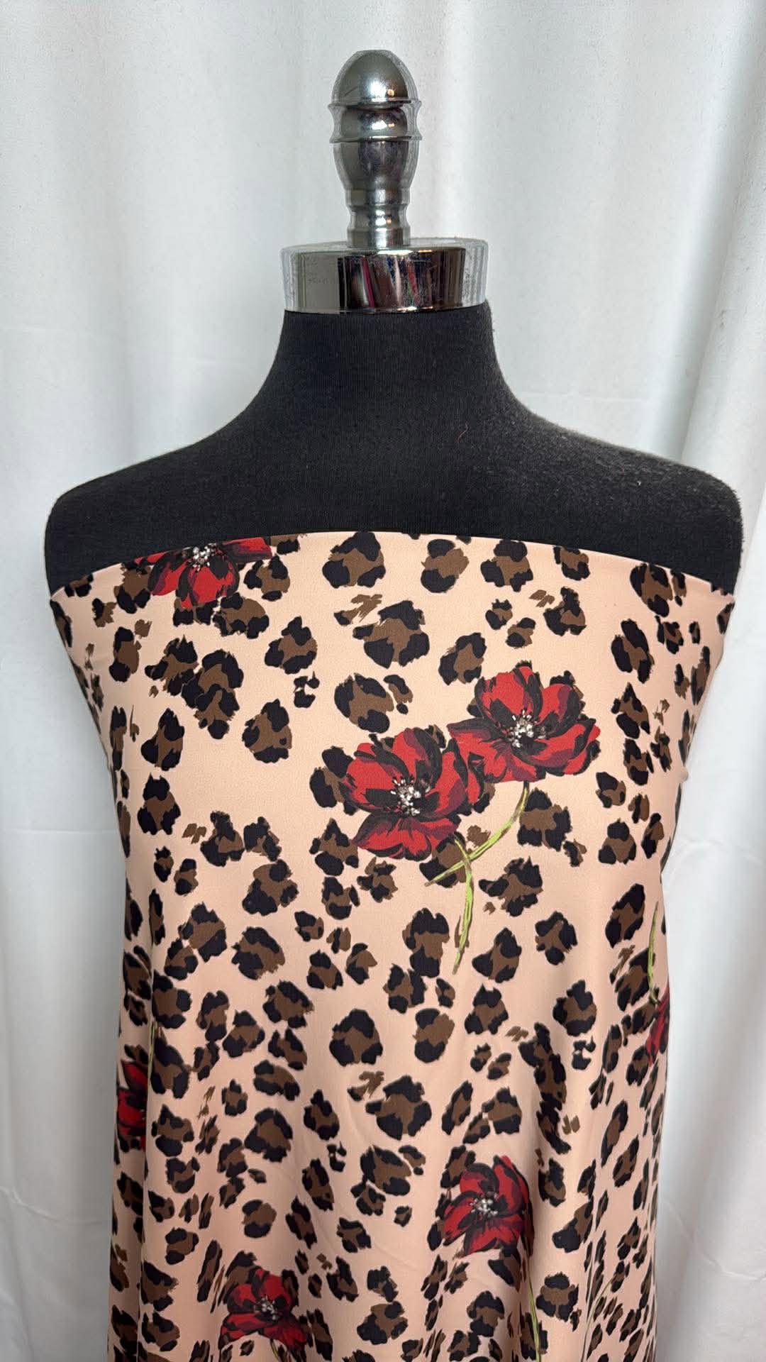 Floral/ Animal - Yoga Performance - 2 Yard Cut