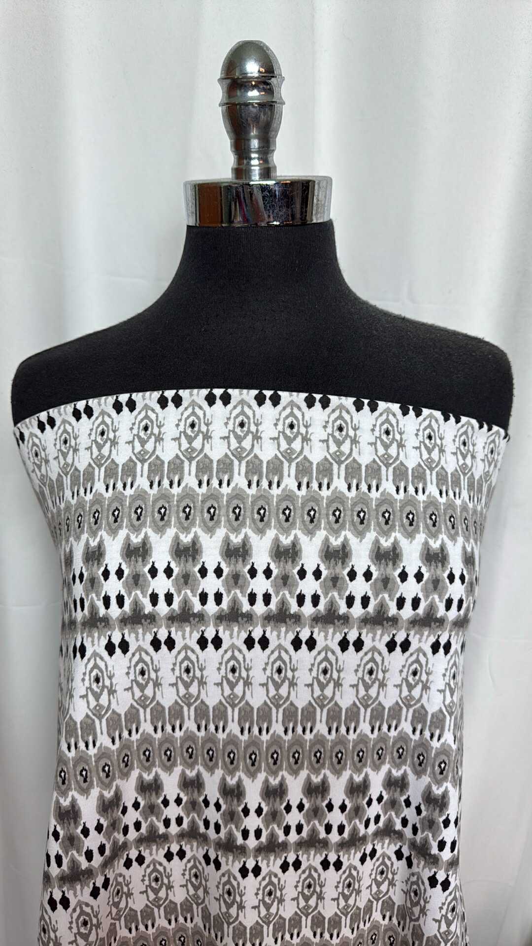 Abstract Stripe - Cotton/Spandex - 2 Yard Cut