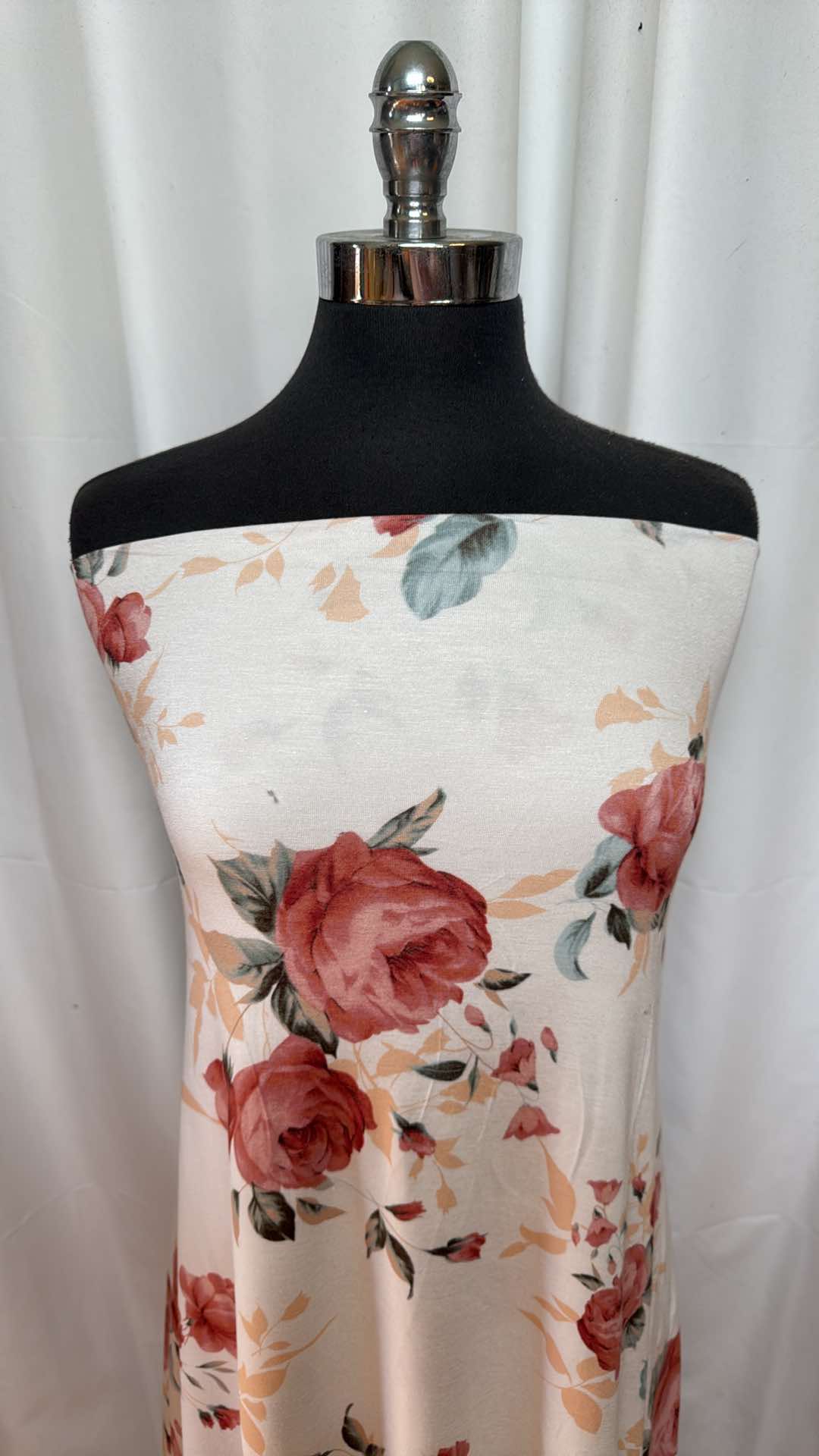 Ivory Floral - Rayon/Spandex - 2 Yard Cut