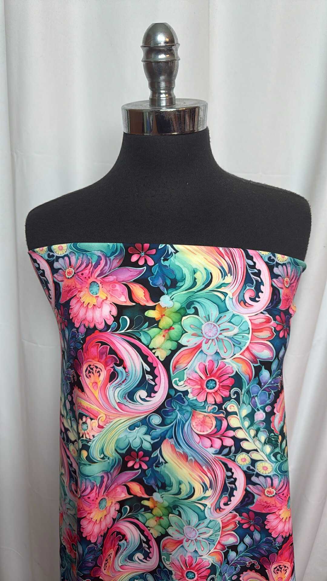 Night Paisley - Peached Performance - 3 Yard Cut
