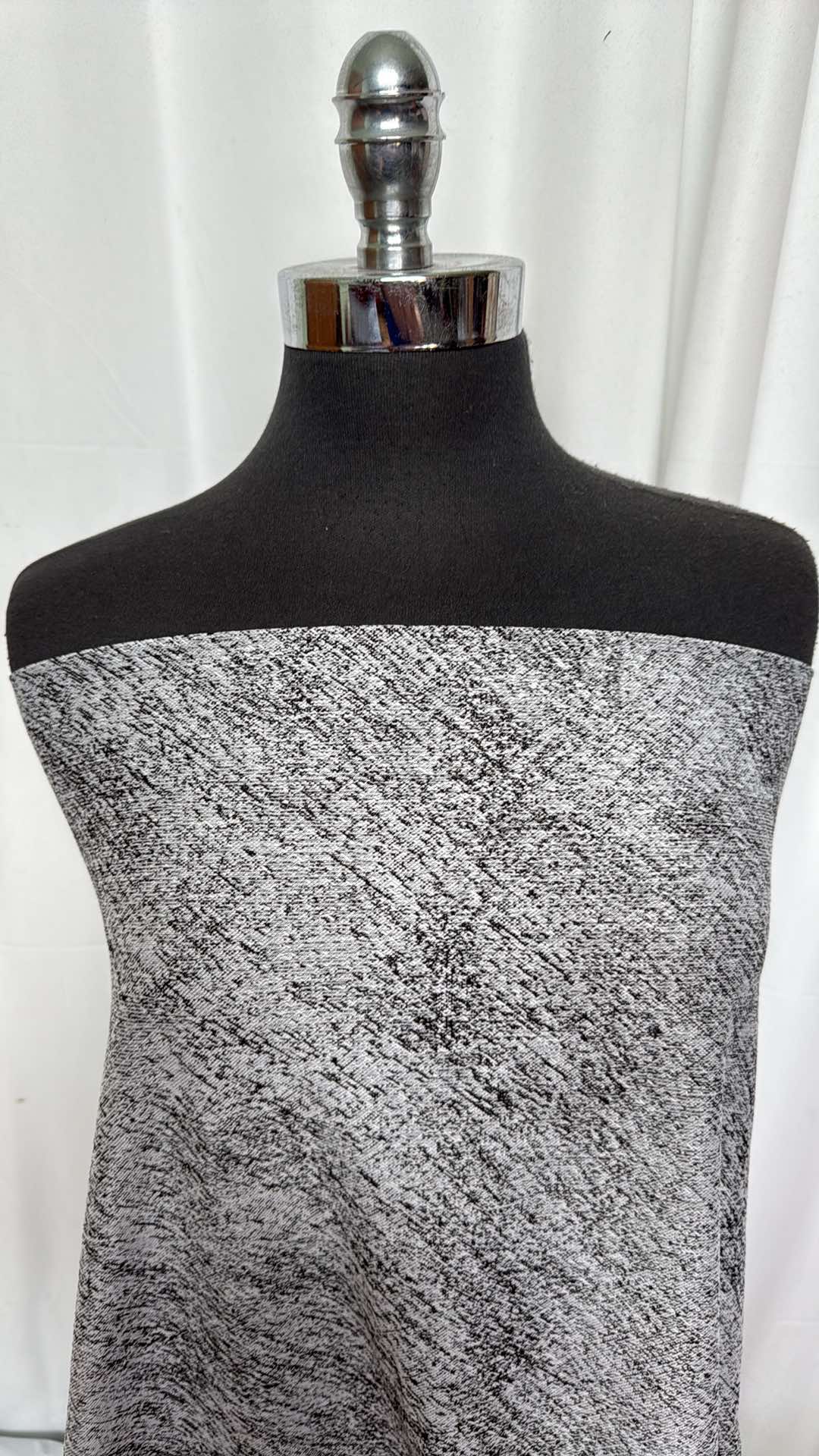Black/Grey - Jacquard Performance - 2 Yard Cut