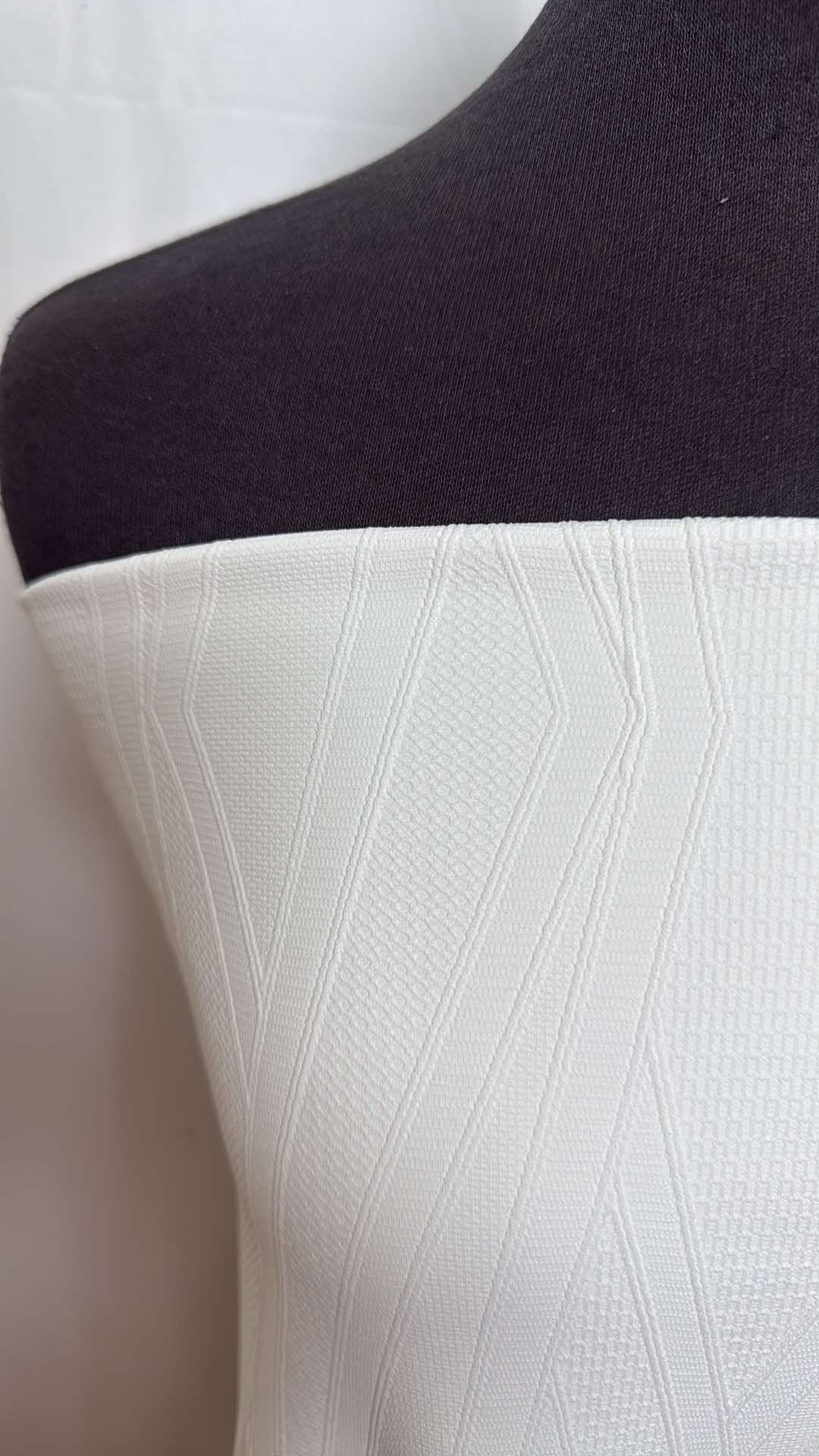 White Geo - Jacquard Nylon/Spandex Performance - 2 Yard Cut