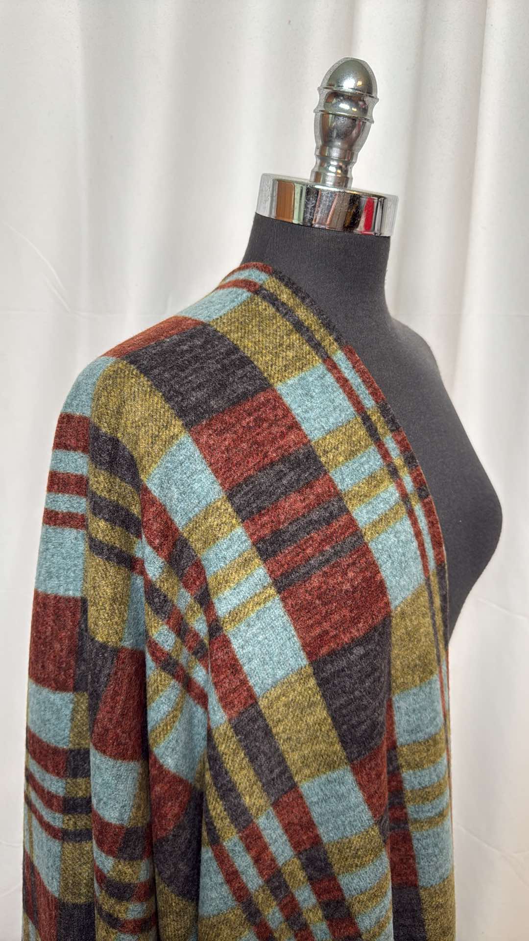 Plaid - Brushed Hacci Sweater Knit - 2 yard Cut