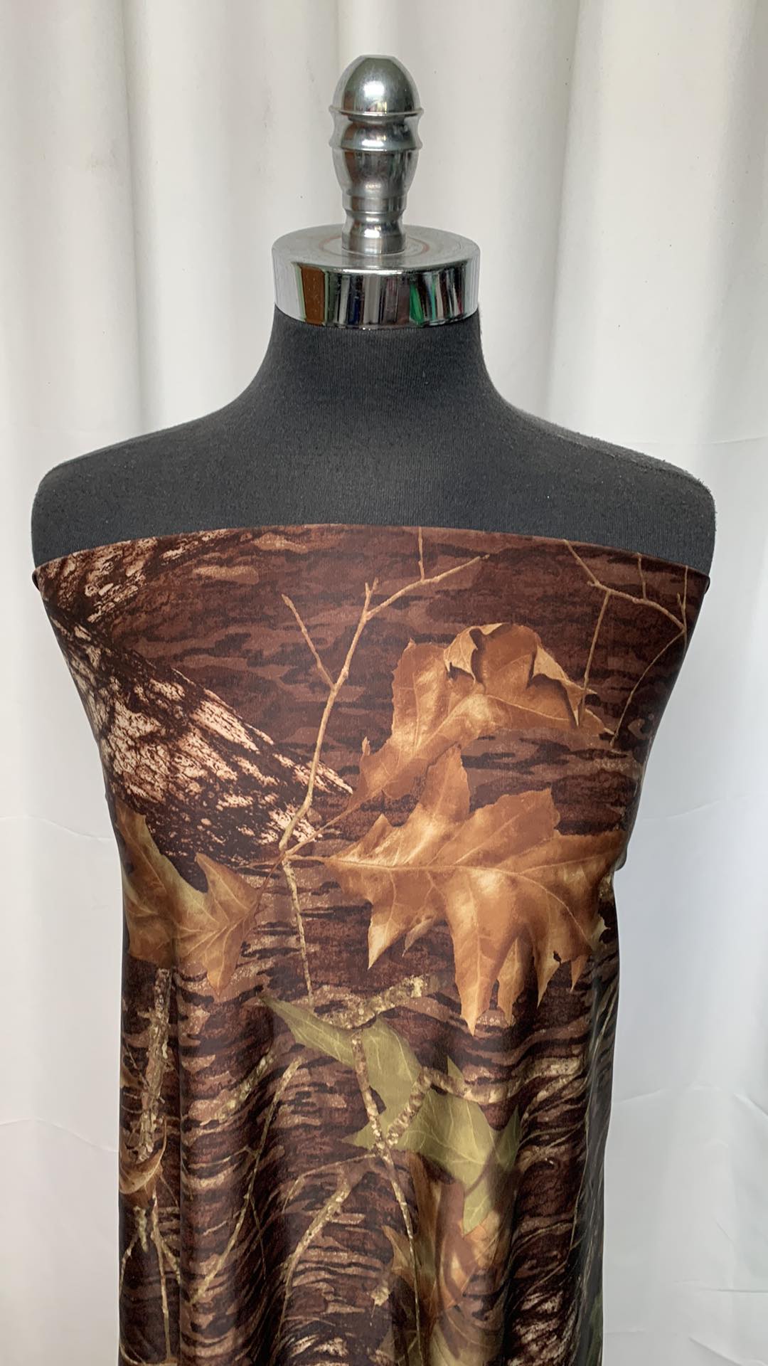Camo Leaves - Nylon/Spandex - 2 Yard Cut