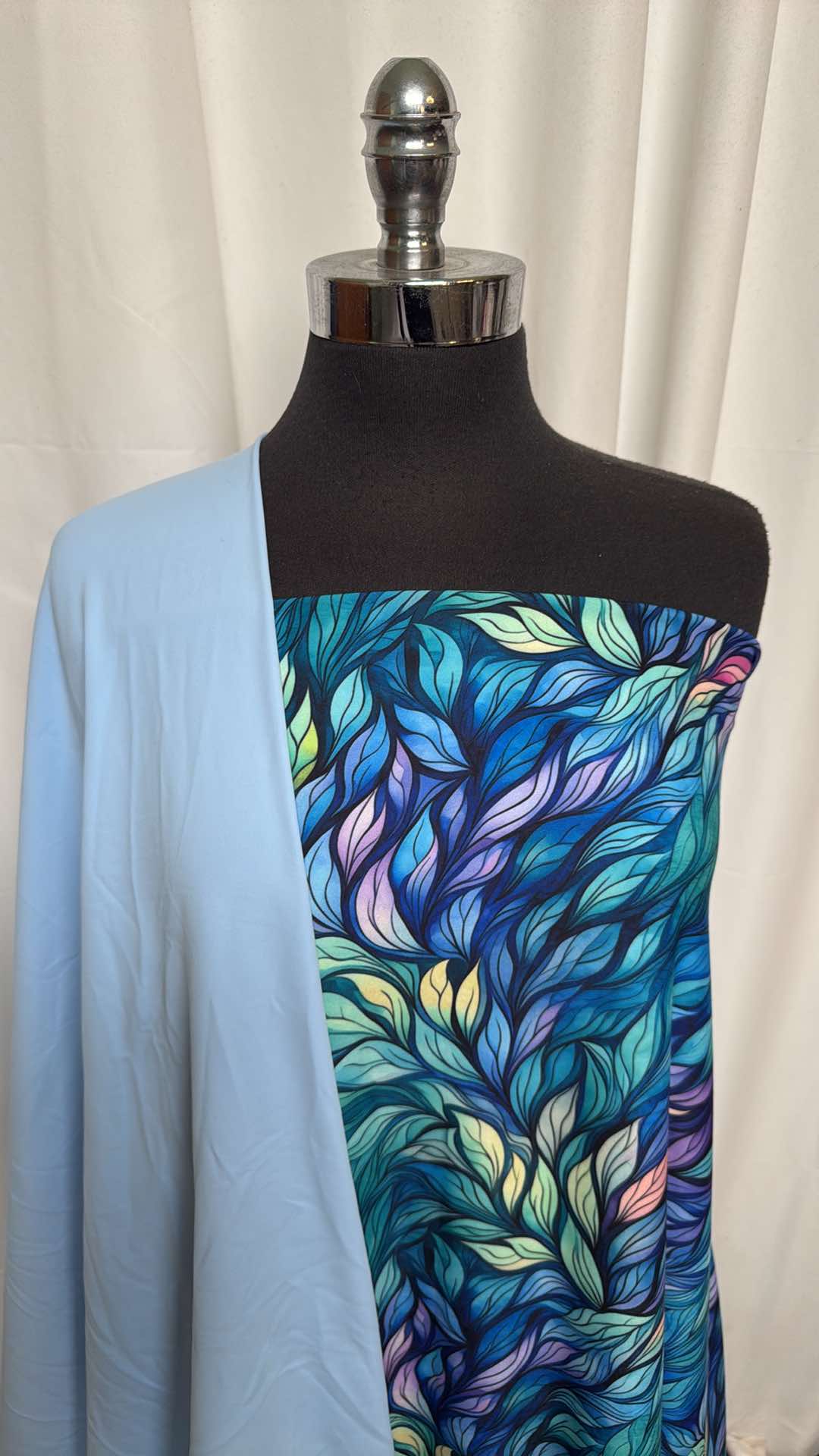 LIGHT BLUE/BRAIDED LEAVES BUNDLE : 2YD Braided Leaves Single-Brushed PF & 1YD Light Blue Yoga PF : A26286