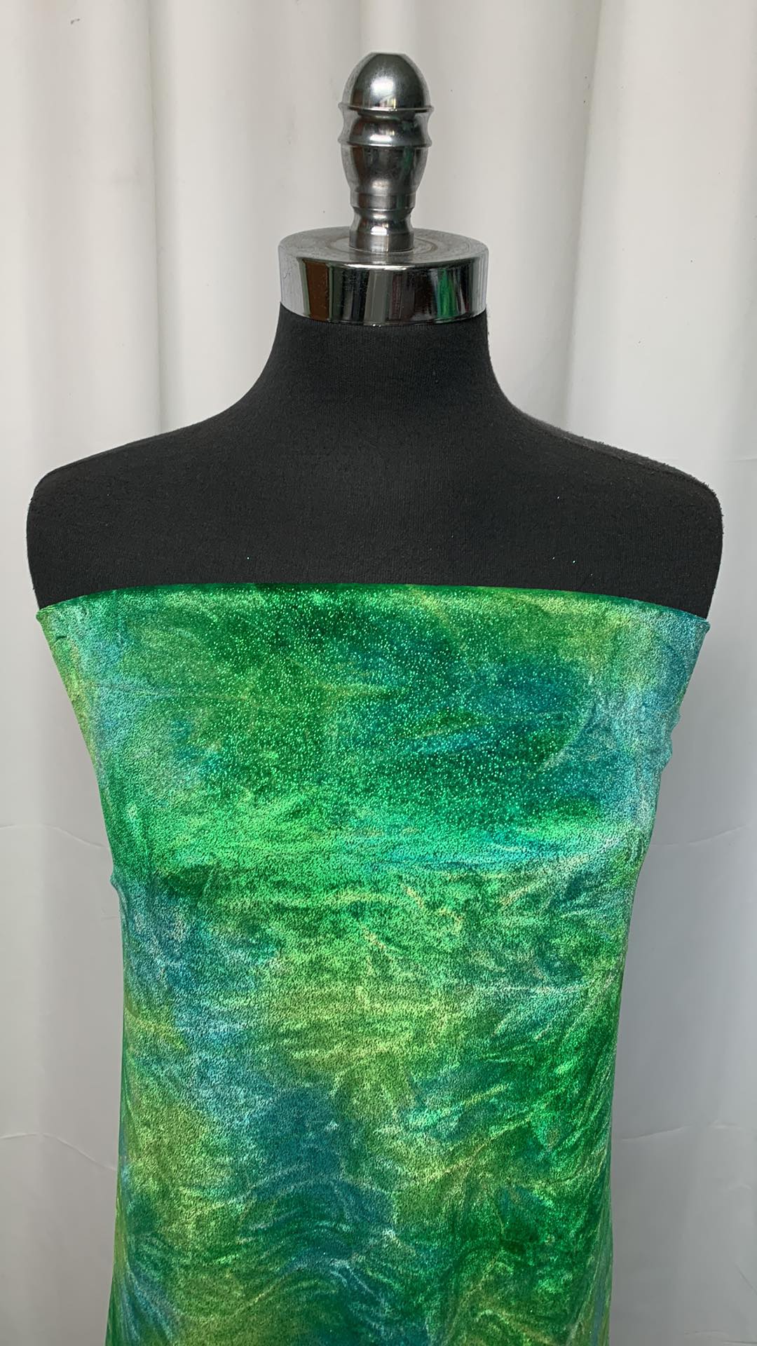Blue/Green Tie Dye w/Glitter - 4-Way Stretch Velvet - 2 Yard Cut