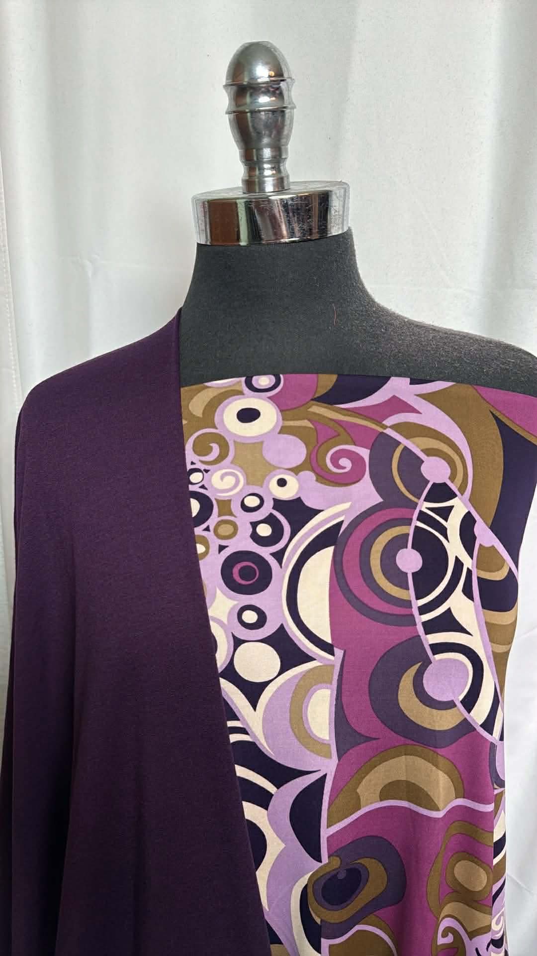 EGGPLANT/CIRCLES BUNDLE : 2YD Eggplant PRS FT & 2YD Circles Venezia : A29905