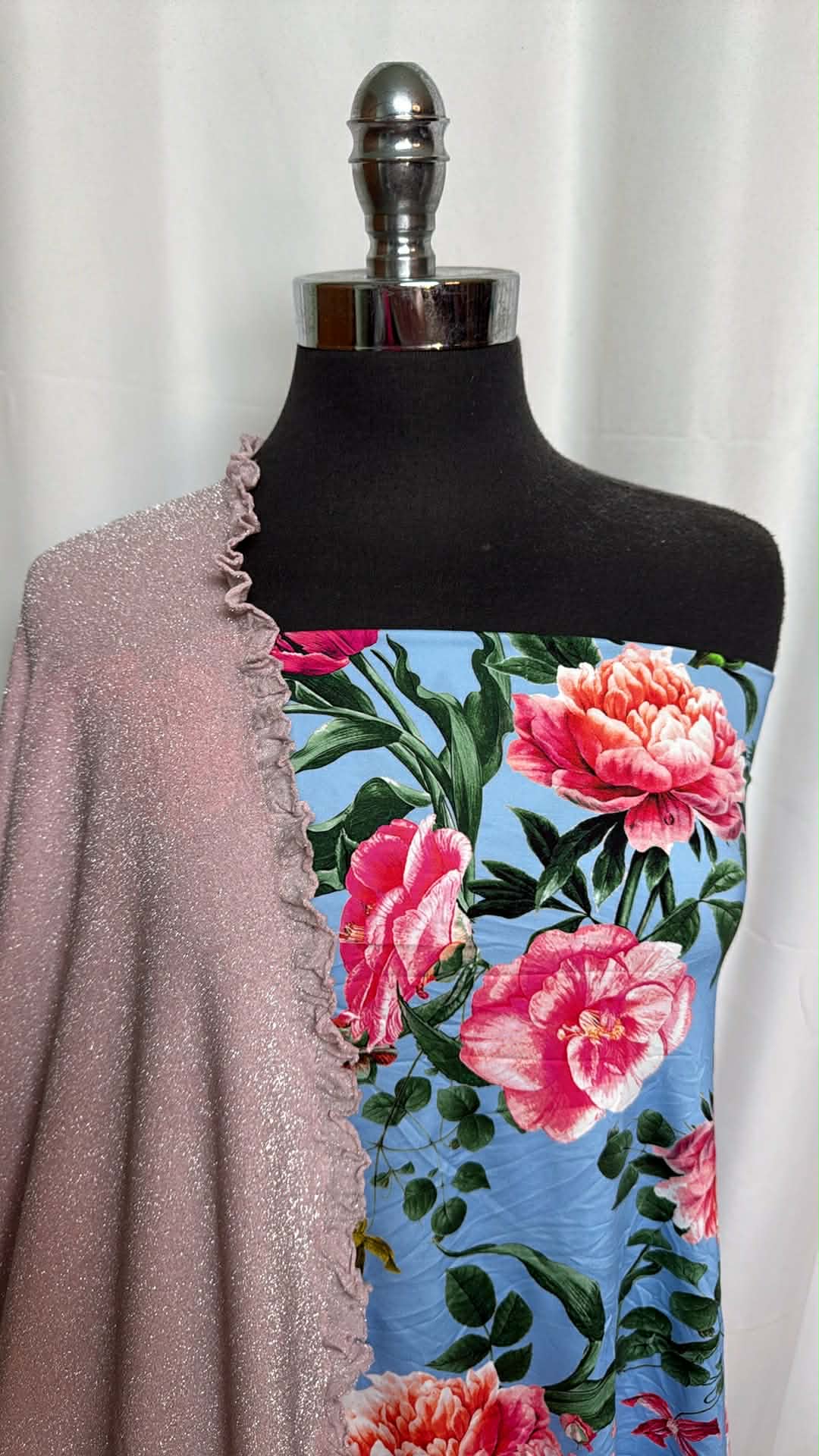 FLORAL/LUREX RUFFLE BUNDLE : 2YD Floral N/S Swim & 2YD Ruffled Edge N/S w/Lurex : A29435