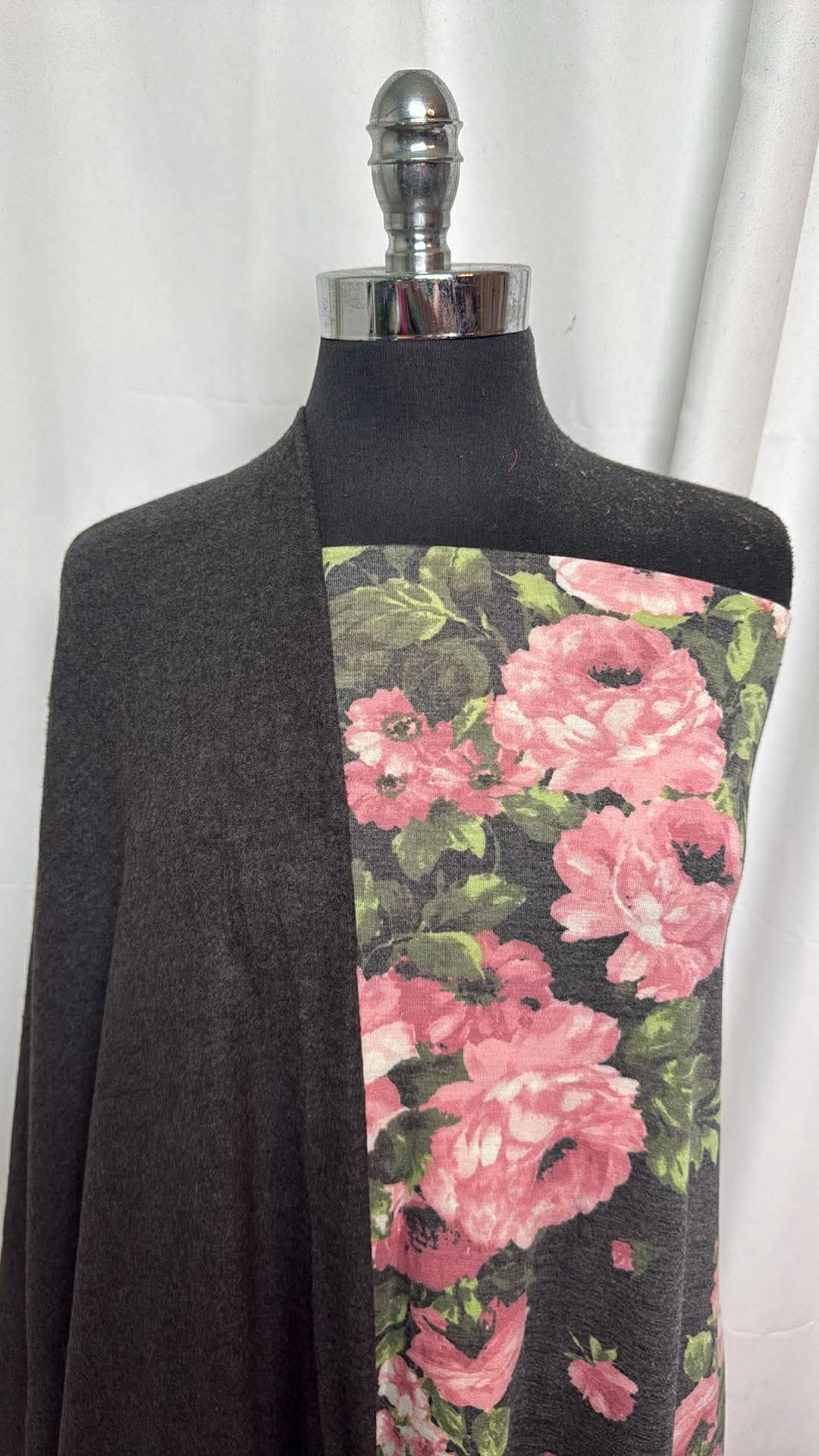 CHARCOAL/FLORAL BUNDLE : 2YD Charcoal Brushed Hacci SK & 2YD Floral PRS Jersey : A30417